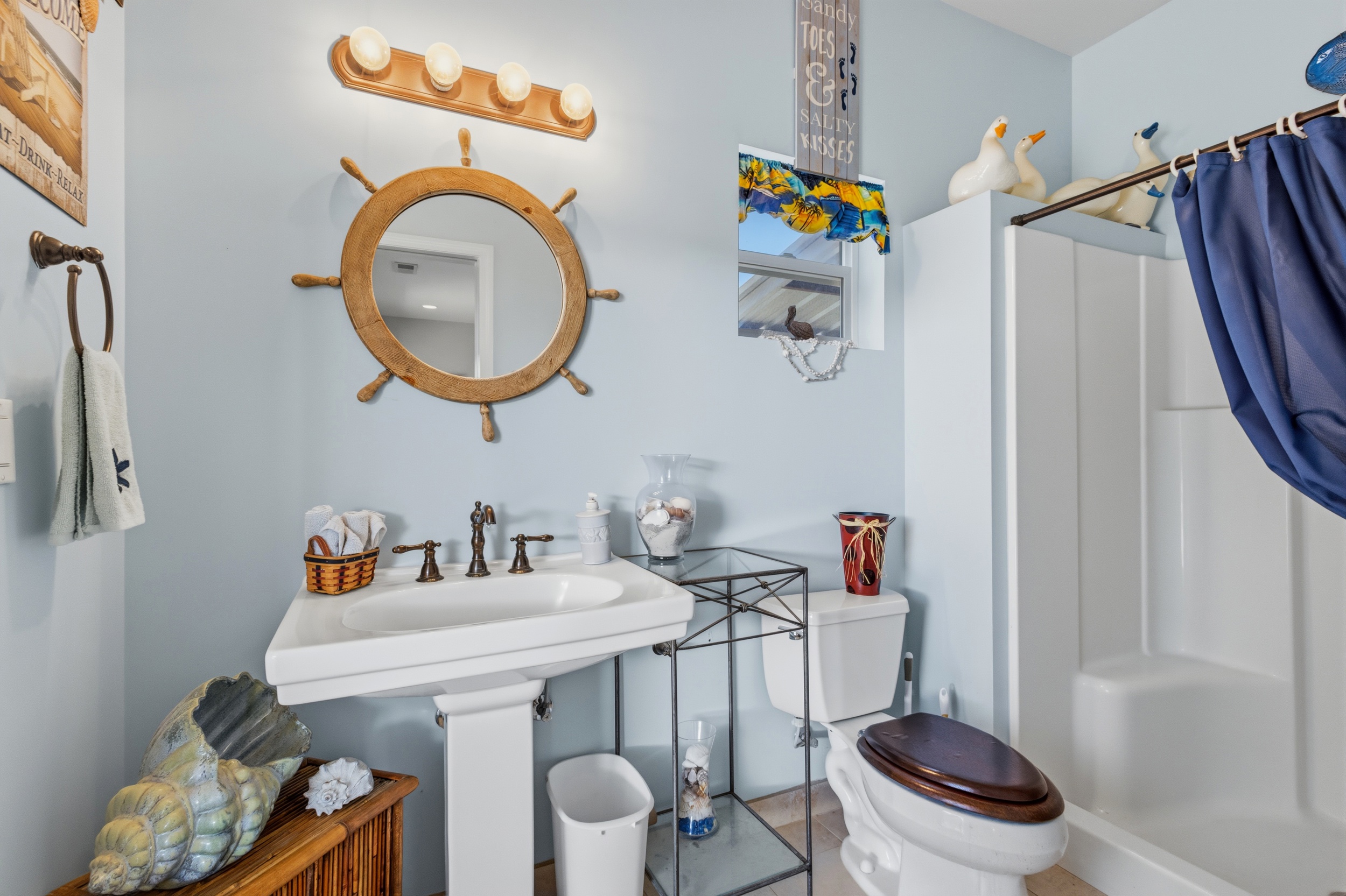 Los Lunas, New Mexico, 87031, United States, 5 Bedrooms Bedrooms, ,5 BathroomsBathrooms,Residential,For Sale,2048423