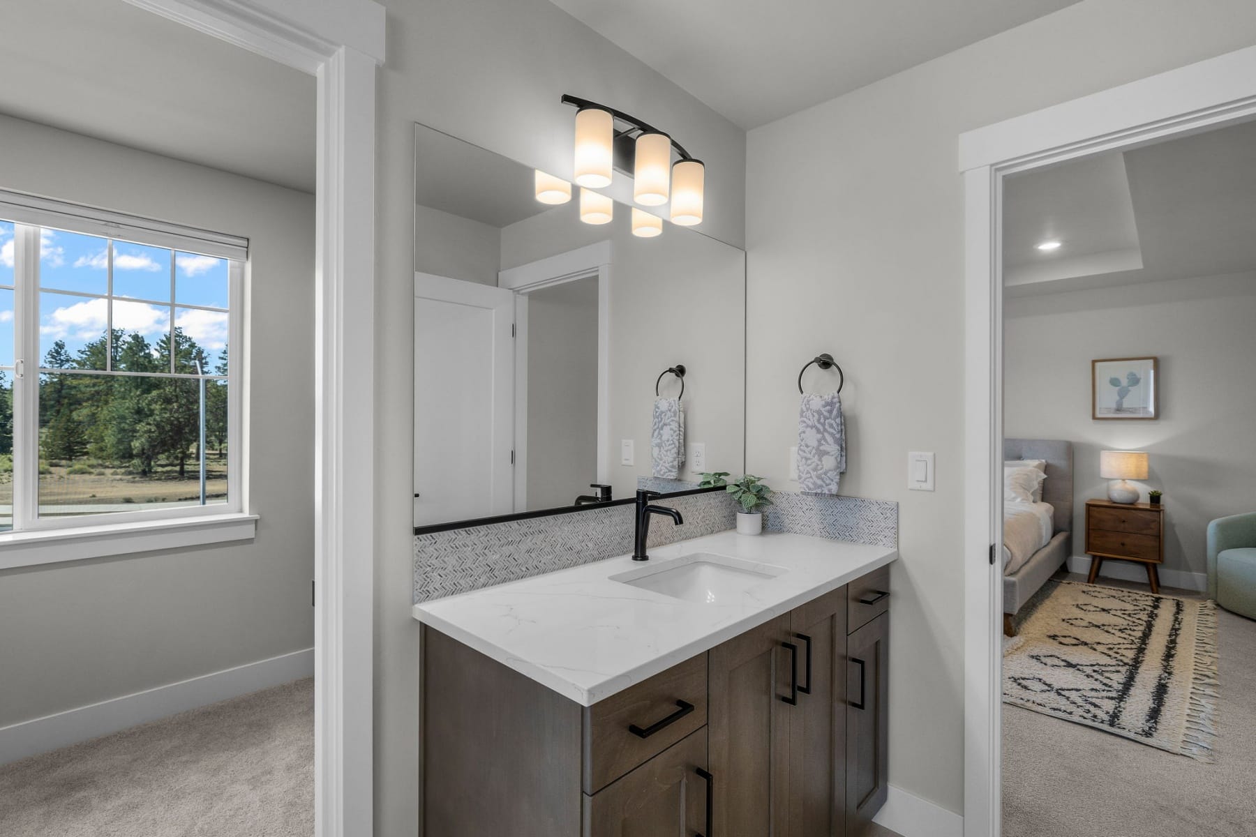  60933 SE Sydney Harbor Court Bend, OR 97702 - 物件實景