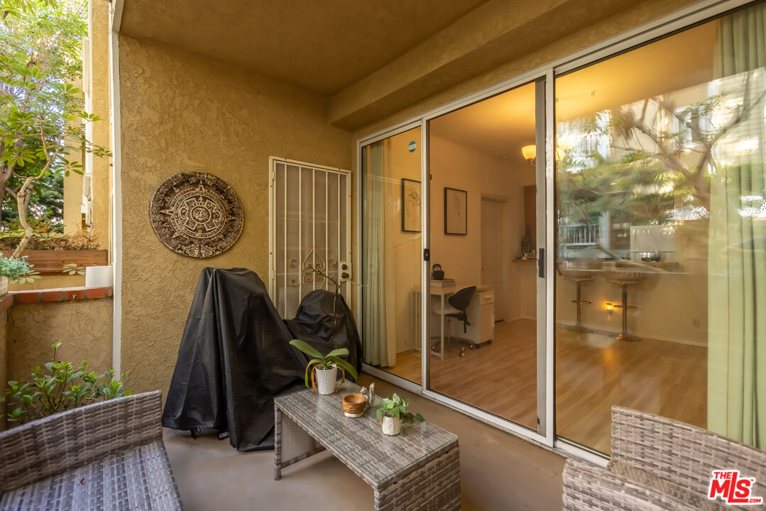 Playa Del Rey, California, 90293, United States, 1 Bedroom Bedrooms, ,1 BathroomBathrooms,Residential,For Sale,1940076