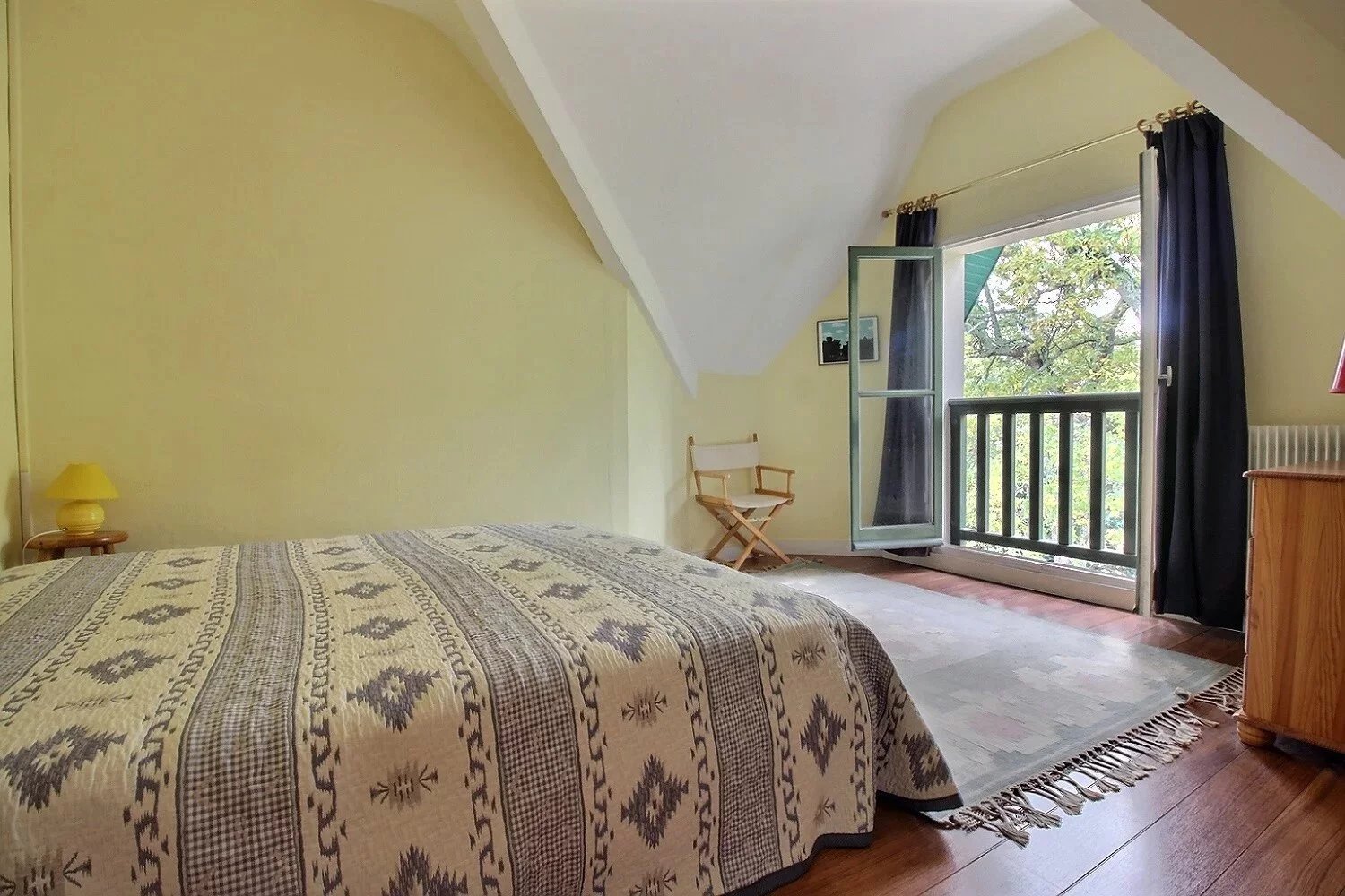 Arcachon, New Aquitaine, 33120, FR, 5 Bedrooms Bedrooms, ,3 BathroomsBathrooms,Residential,For Sale,1628138