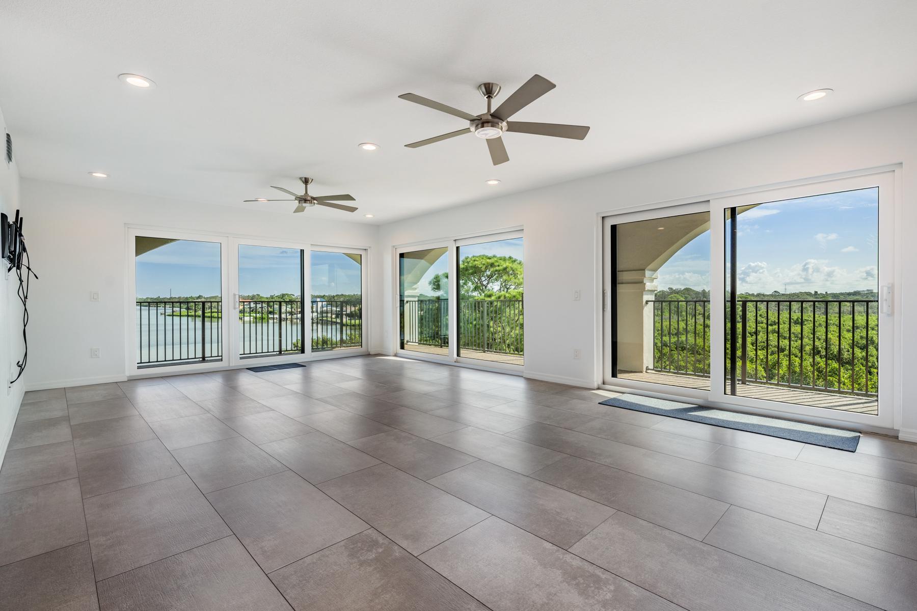 Tarpon Springs, Florida, 34689, United States, 4 Bedrooms Bedrooms, ,4 BathroomsBathrooms,Residential,For Sale,1863560