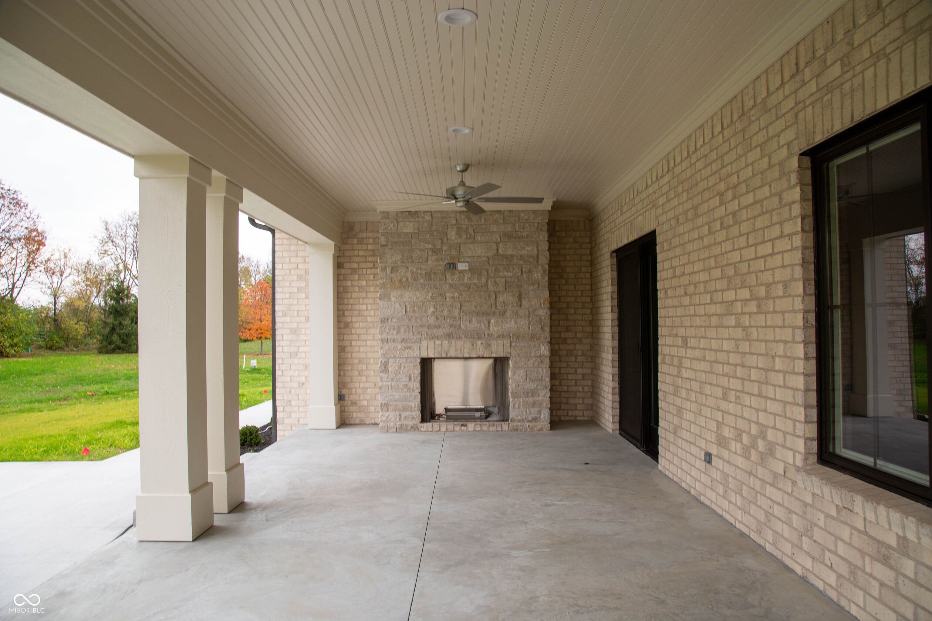 Greenwood, Indiana, 46143, United States, 3 Bedrooms Bedrooms, ,4 BathroomsBathrooms,Residential,For Sale,1979378