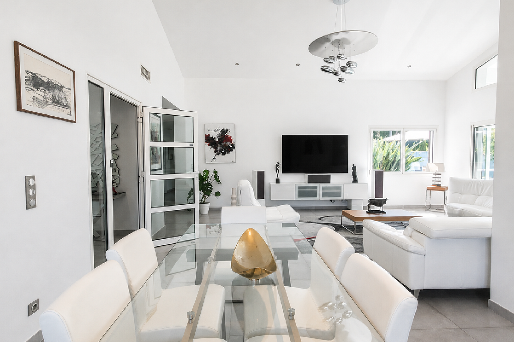  Beautiful property in a sought-after location close to the sea and all amenities - 物件實景