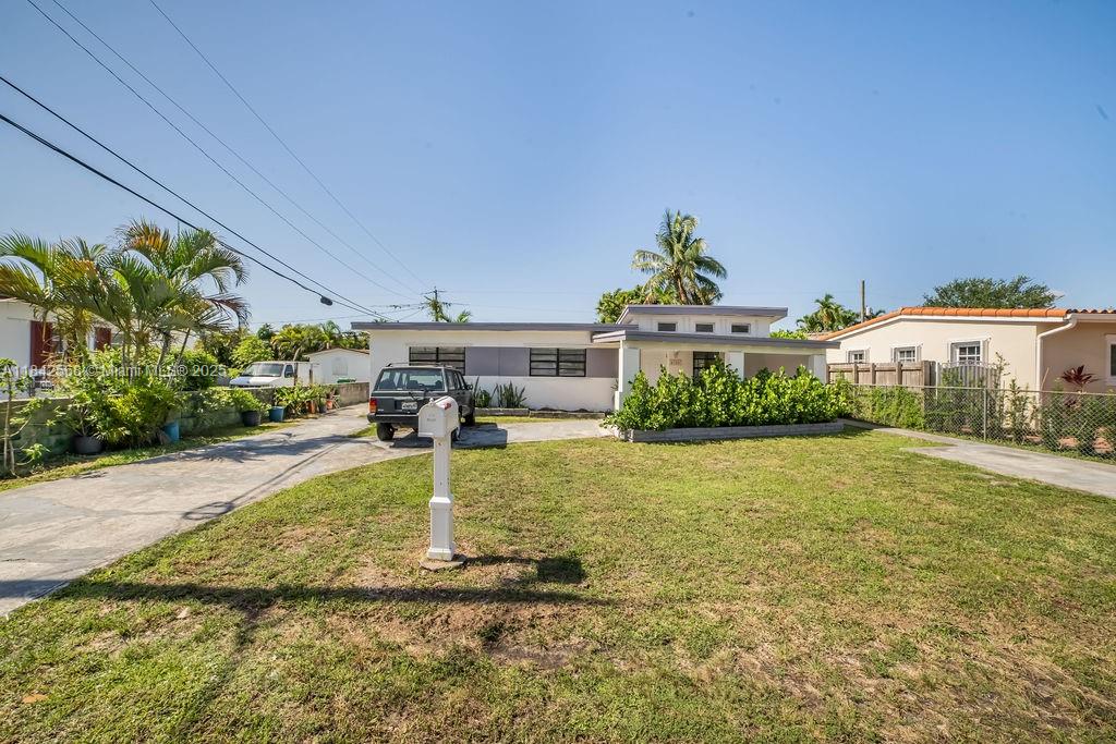 Miami, Florida, 33155, United States, 4 Bedrooms Bedrooms, ,3 BathroomsBathrooms,Residential,For Sale,1897707