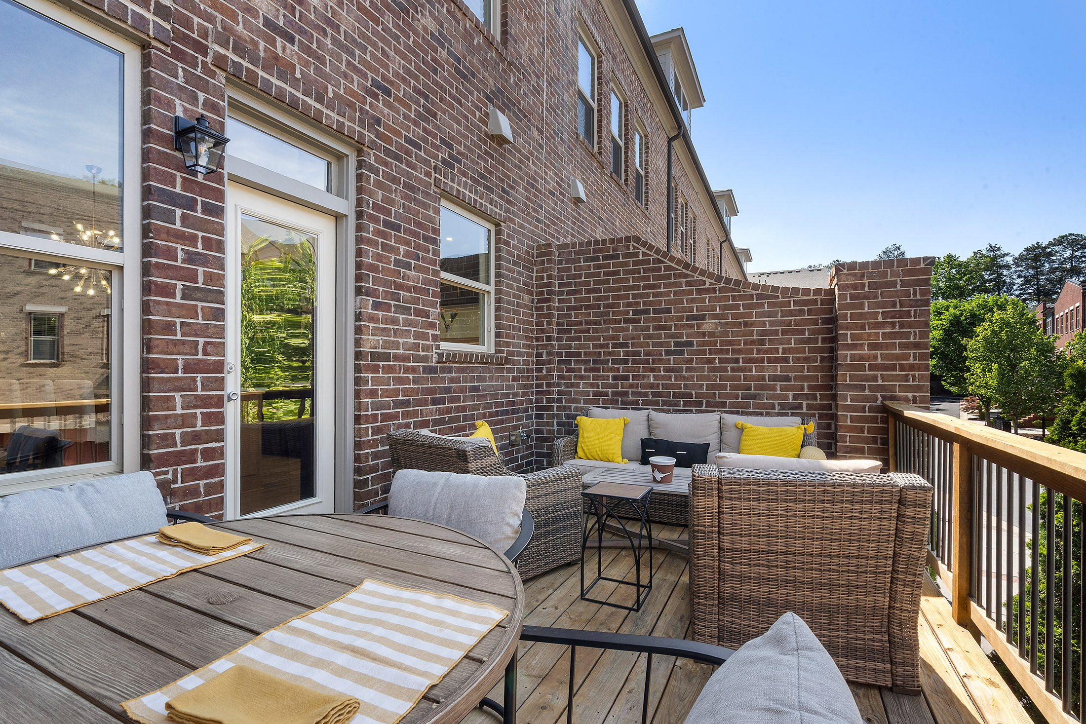  Three Bedroom Showstopper in the Gated Gramercy Community in Dunwoody - 物件實景