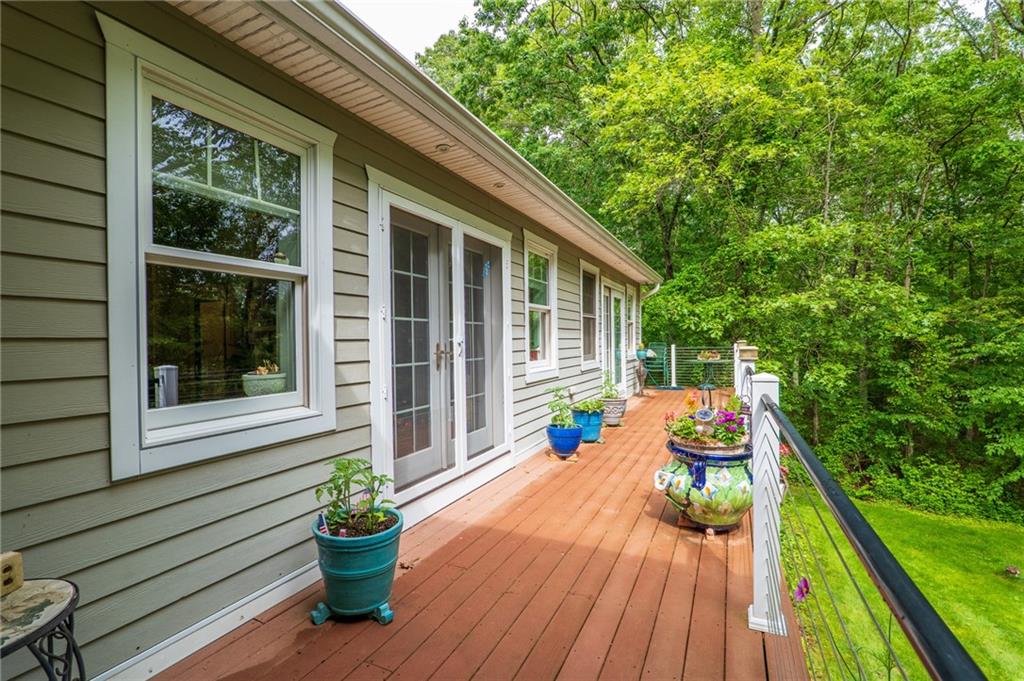 Cranston, Rhode Island, 02921, United States, 3 Bedrooms Bedrooms, ,3 BathroomsBathrooms,Residential,For Sale,1887248