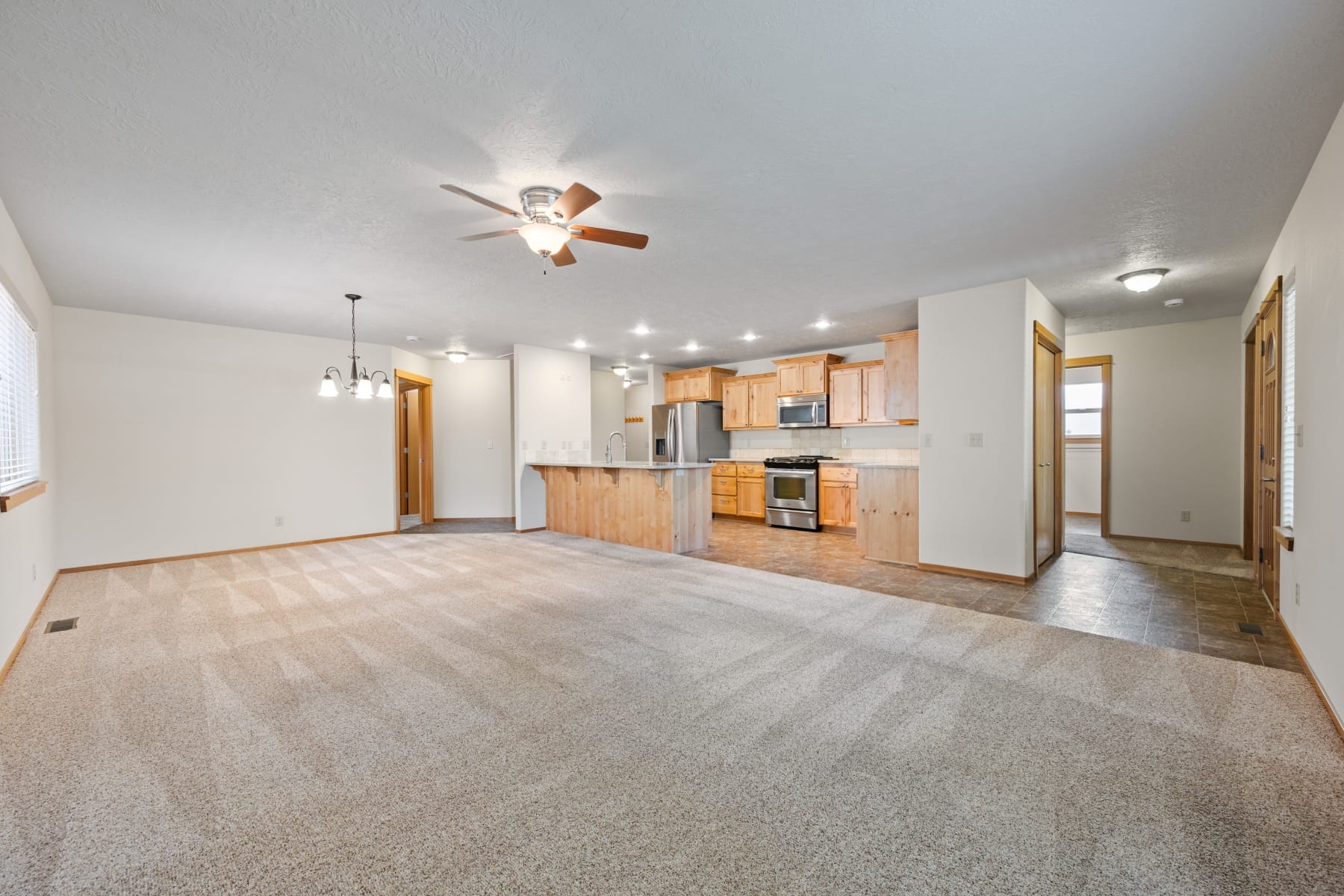  2330 NW 10th Street Redmond, OR 97756 - 物件實景