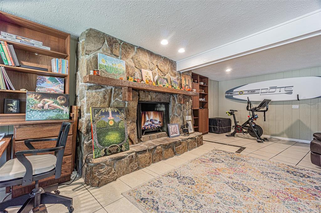 Palm Harbor, Florida, 34683, United States, 4 Bedrooms Bedrooms, ,3 BathroomsBathrooms,Residential,For Sale,1974920