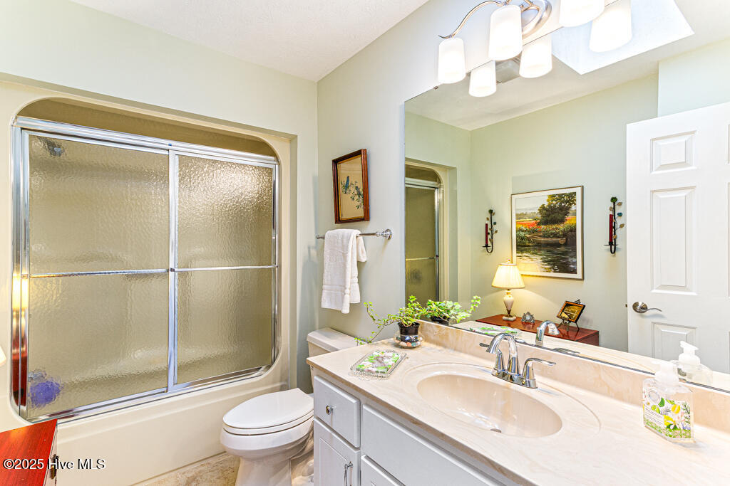 Pinehurst, North Carolina, 28374, United States, 2 Bedrooms Bedrooms, ,2 BathroomsBathrooms,Residential,For Sale,1984734