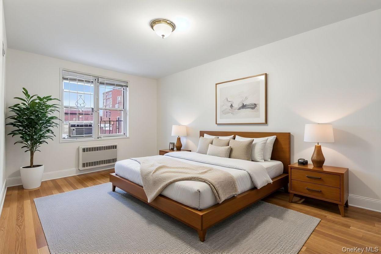 Rego Park, New York, 11374, United States, 3 Bedrooms Bedrooms, ,2 BathroomsBathrooms,Residential,For Sale,1992831