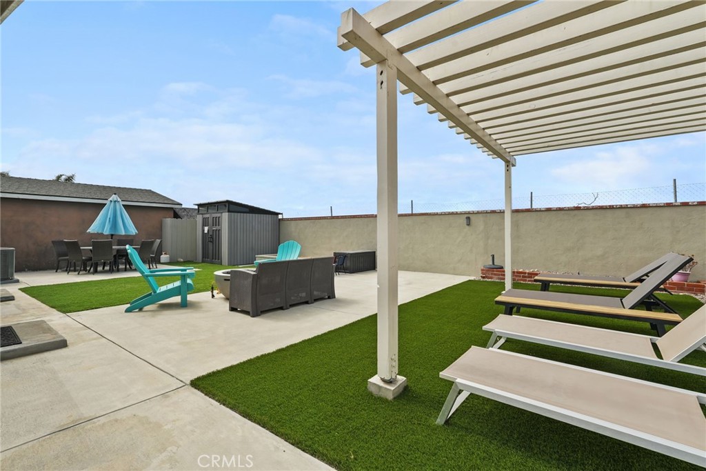 Oxnard, California, 93035, United States, ,Residential,For Sale,1991786