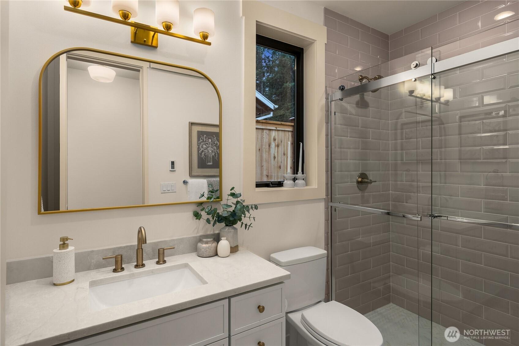 BELLEVUE, Washington, 98006, United States, 4 Bedrooms Bedrooms, ,3 BathroomsBathrooms,Residential,For Sale,1999724