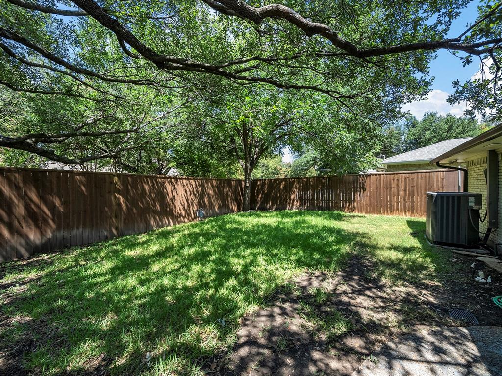 Dallas, Texas, 75229, United States, 3 Bedrooms Bedrooms, ,3 BathroomsBathrooms,Residential,For Sale,1912559