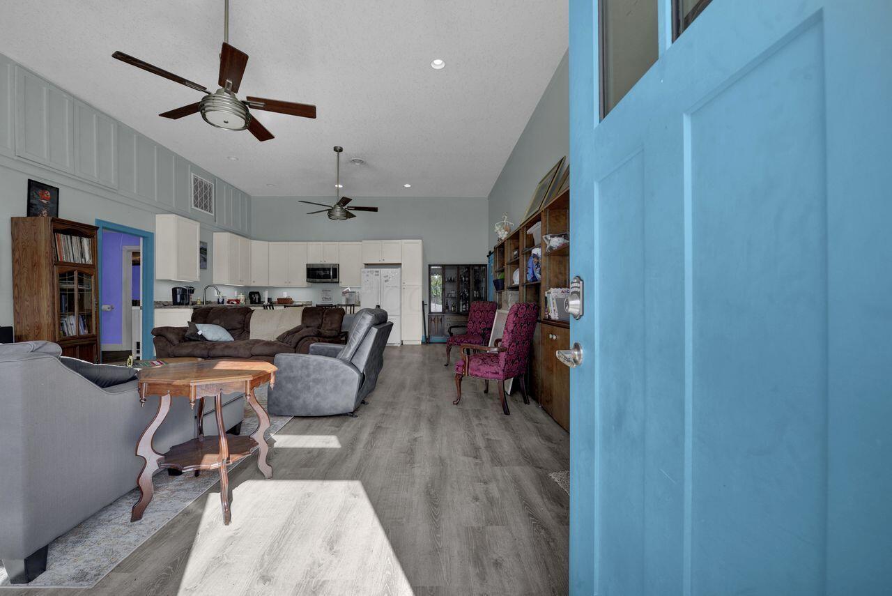 Granville, Ohio, 43023, United States, 5 Bedrooms Bedrooms, ,3 BathroomsBathrooms,Residential,For Sale,1970810