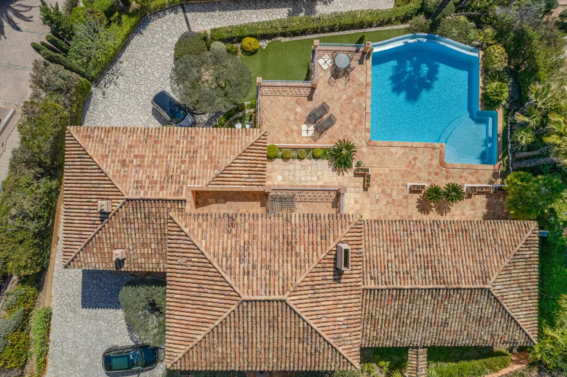 Sainte-Maxime, Provence-Alpes-Côte d’Azur, 83120, FR, 6 Bedrooms Bedrooms, ,7 BathroomsBathrooms,Residential,For Sale,1570593