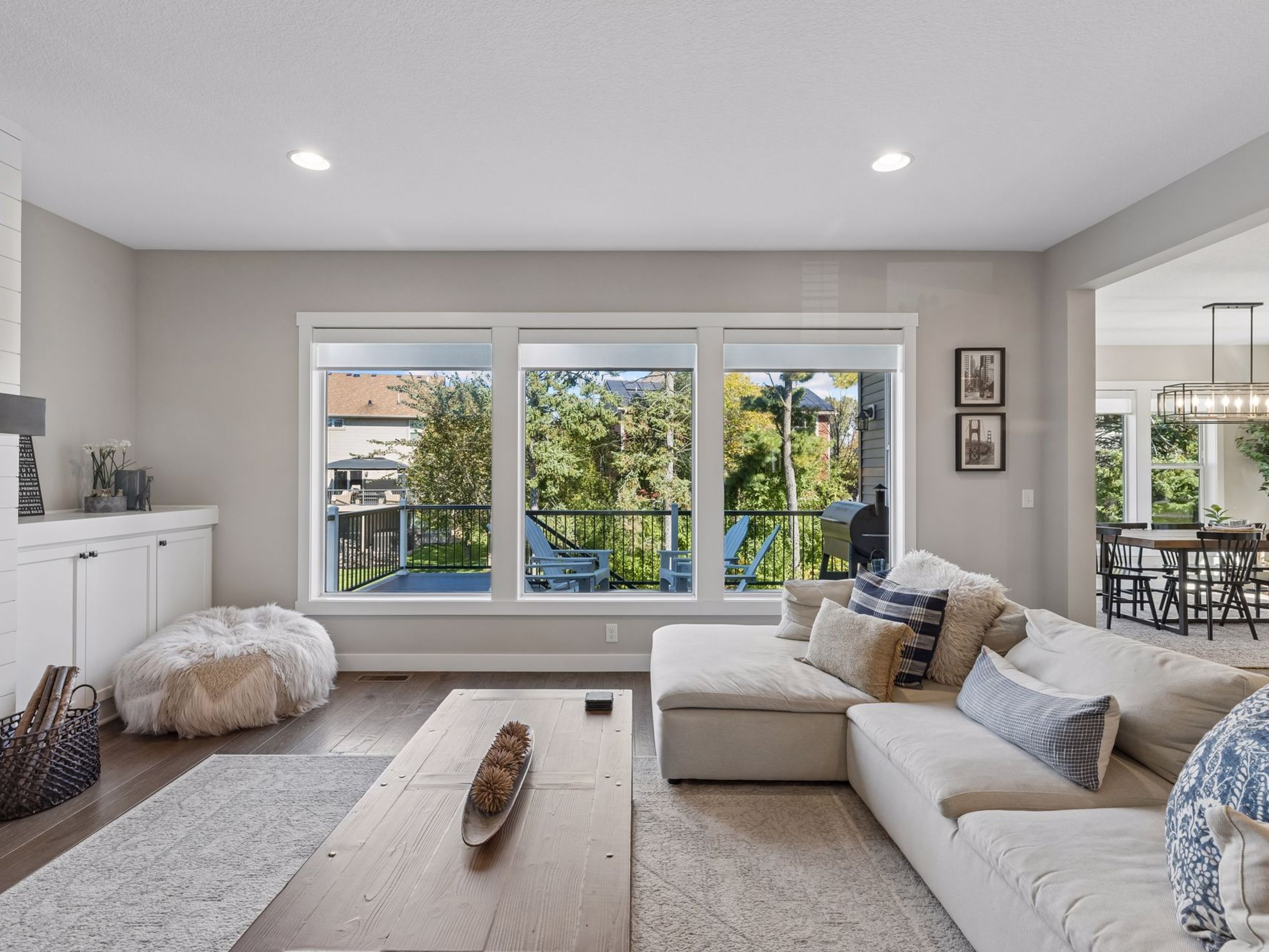  Luxury Living in Desirable Brown’s Creek Cove - 物件實景