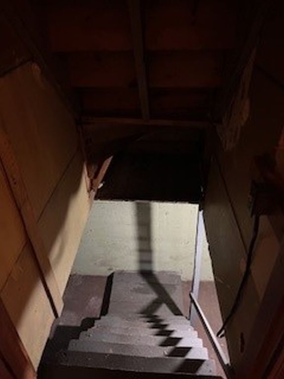 Portsmouth, New Hampshire, 03901, United States, 3 Bedrooms Bedrooms, ,1 BathroomBathrooms,Residential,For Sale,2005632