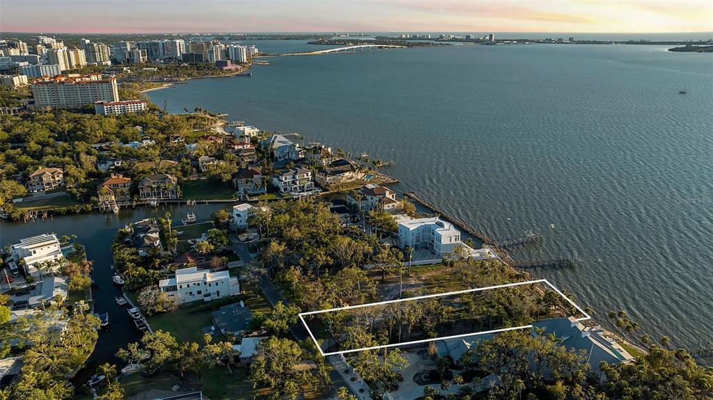 Sarasota, Florida, 34234, United States, 7 Bedrooms Bedrooms, ,9 BathroomsBathrooms,Residential,For Sale,1949967