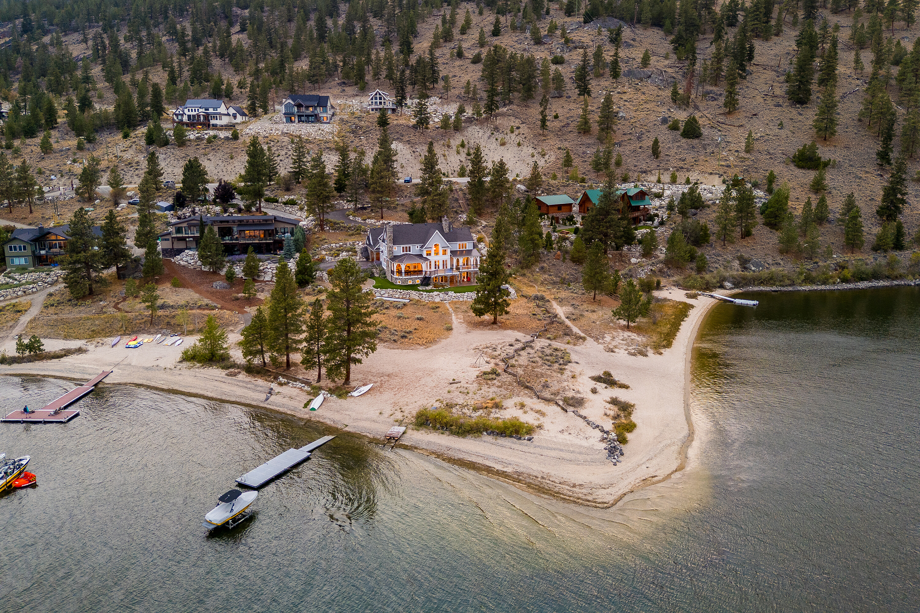  Premier Nicola Lake Estate - 物件實景