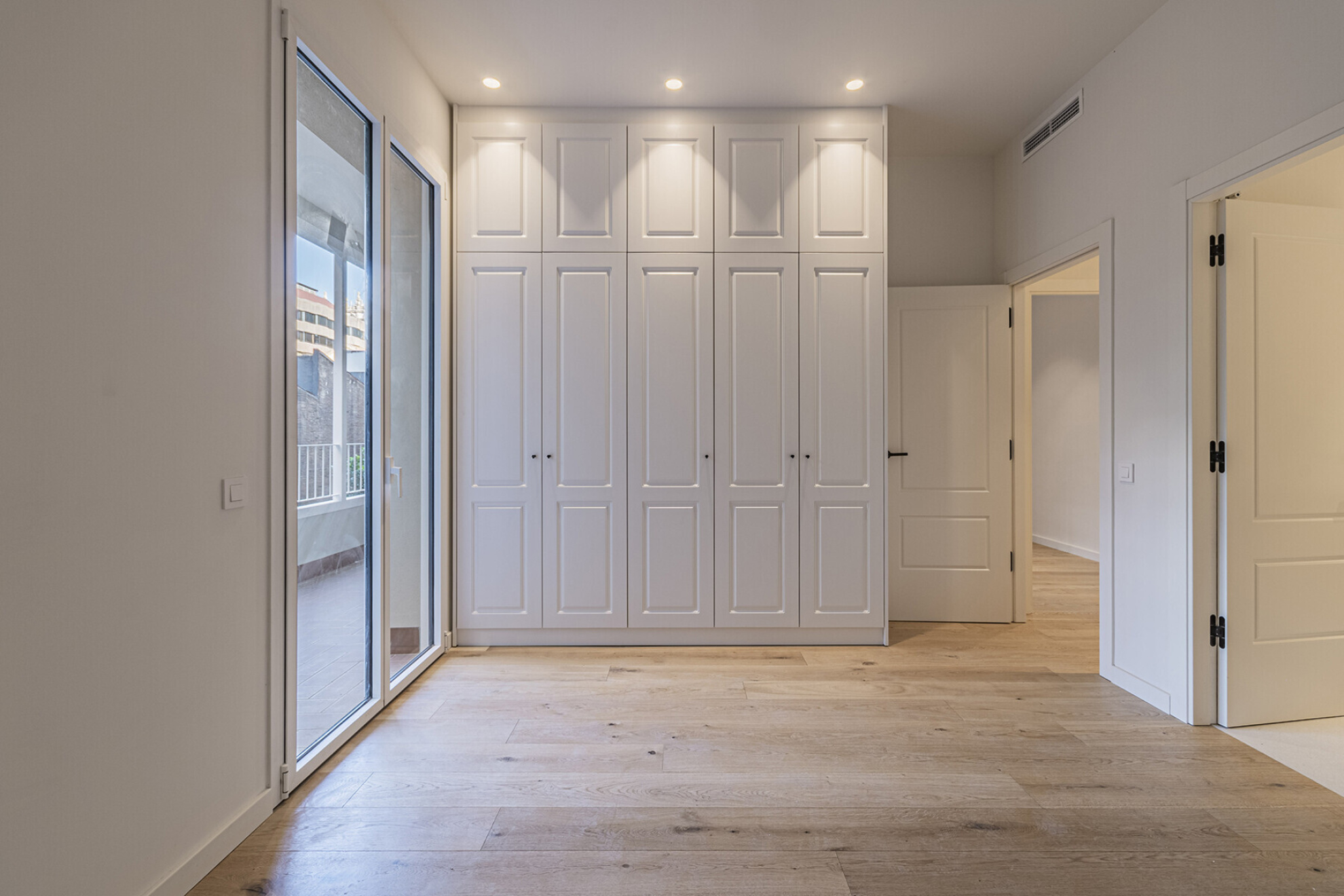  Elegant refurbished 5 bedroom apartment with terrace in Galvany - 物件實景