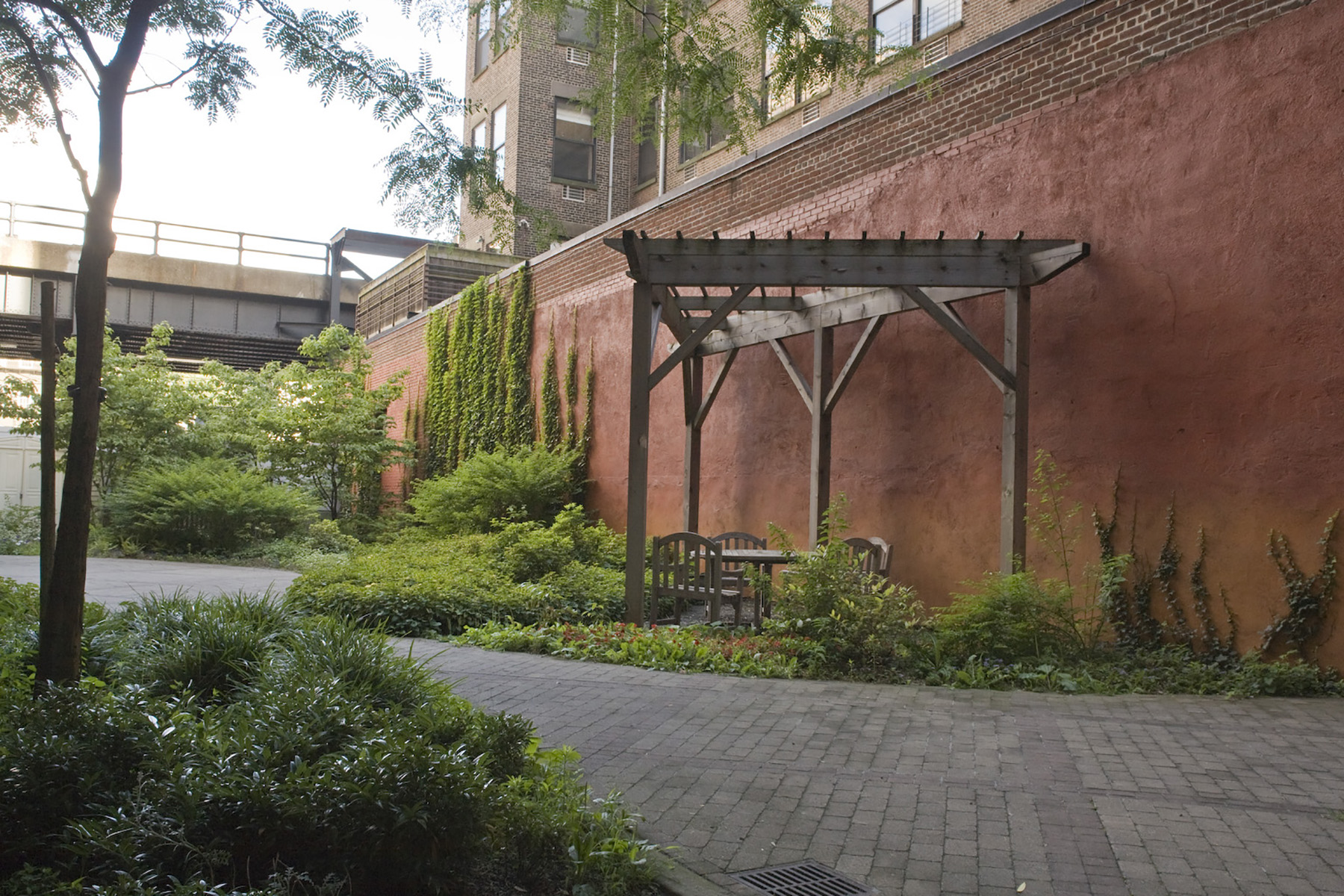  Chelsea 1 Bedroom w/ Balcony and South Exposure - 物件實景