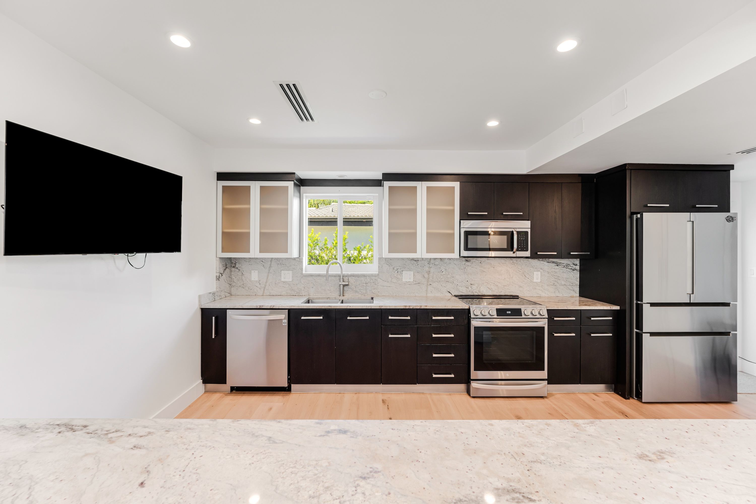  740 S Shore Dr, Miami Beach, FL, 33141 - 物件實景