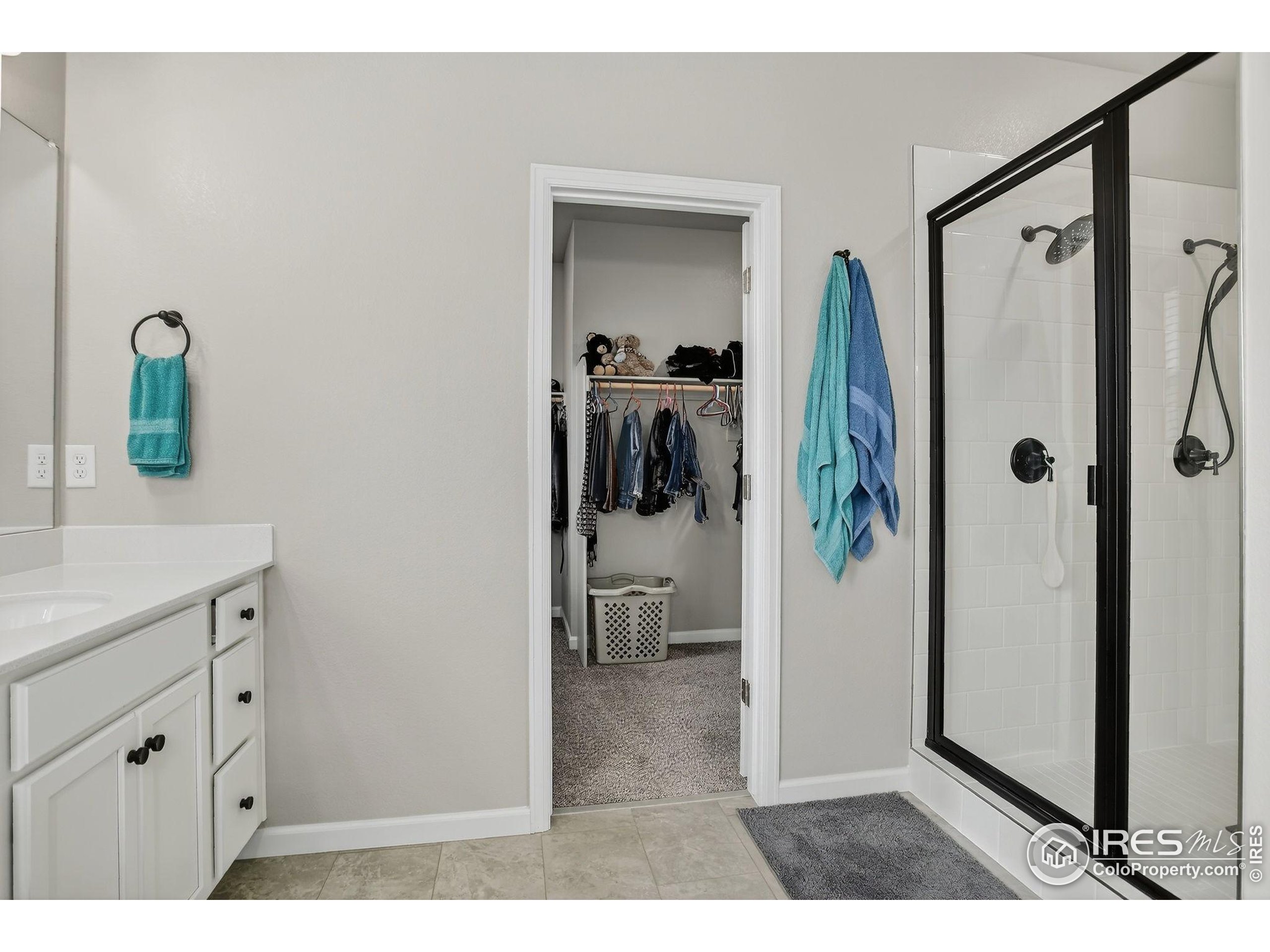Mead, Colorado, 80542, United States, 5 Bedrooms Bedrooms, ,3 BathroomsBathrooms,Residential,For Sale,1941802