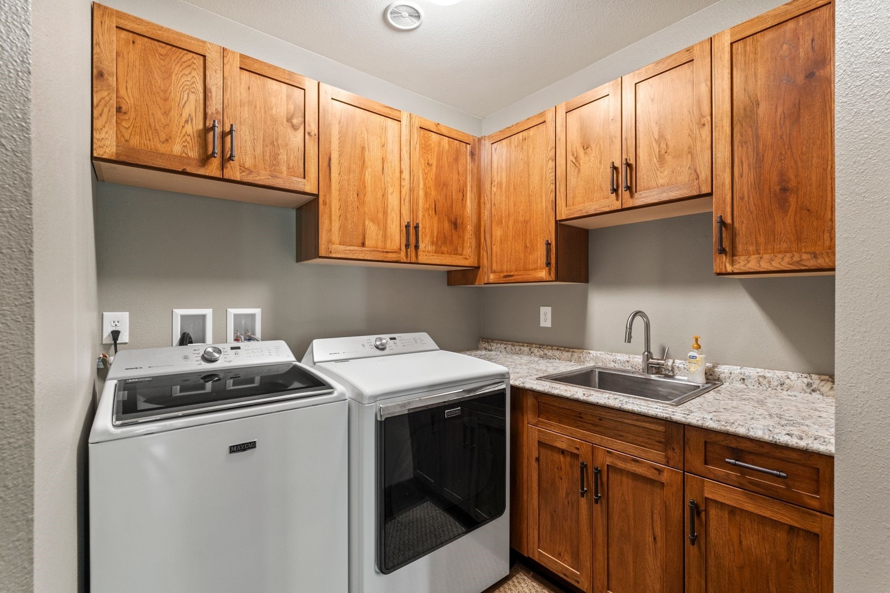  Green Home & apartment on 30 Acres - 物件實景