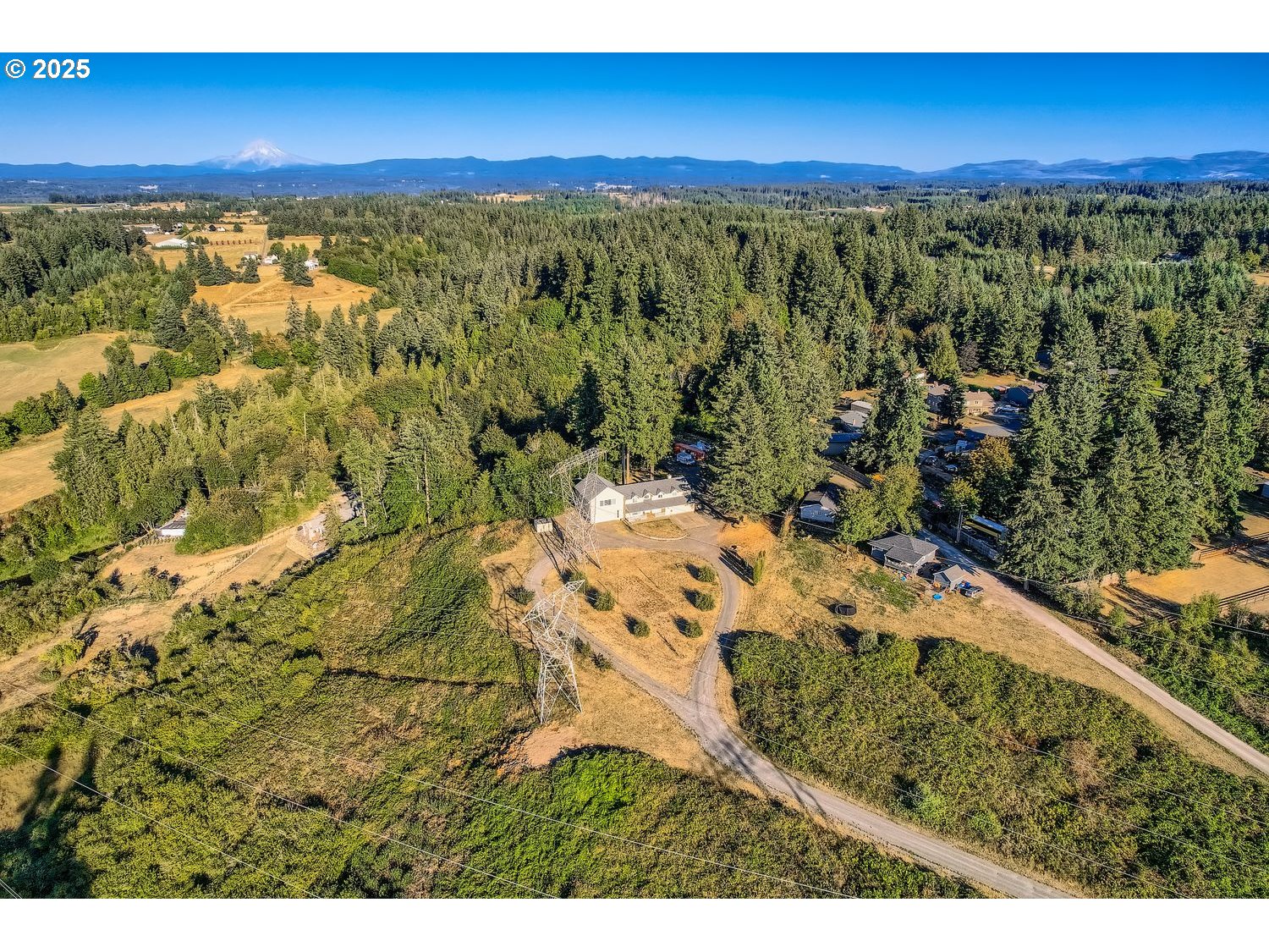 Oregoncity, Oregon, 97045, United States, 4 Bedrooms Bedrooms, ,3 BathroomsBathrooms,Residential,For Sale,1982057