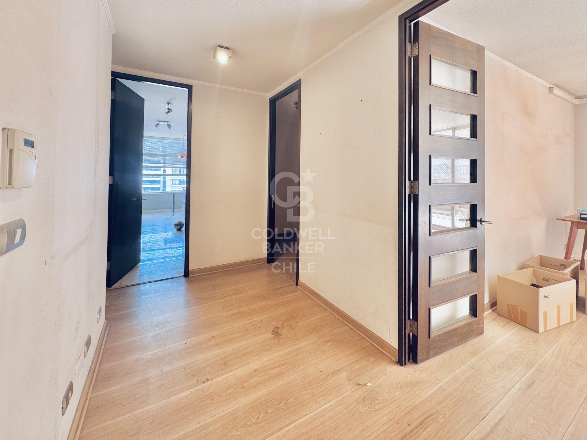 Las Condes, Chile, 4 Bedrooms Bedrooms, ,3 BathroomsBathrooms,Residential,For Sale,1859917
