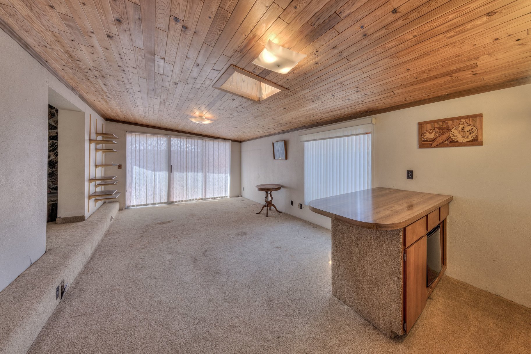  Fixer-Upper Opportunity - Priced to Sell - 物件實景