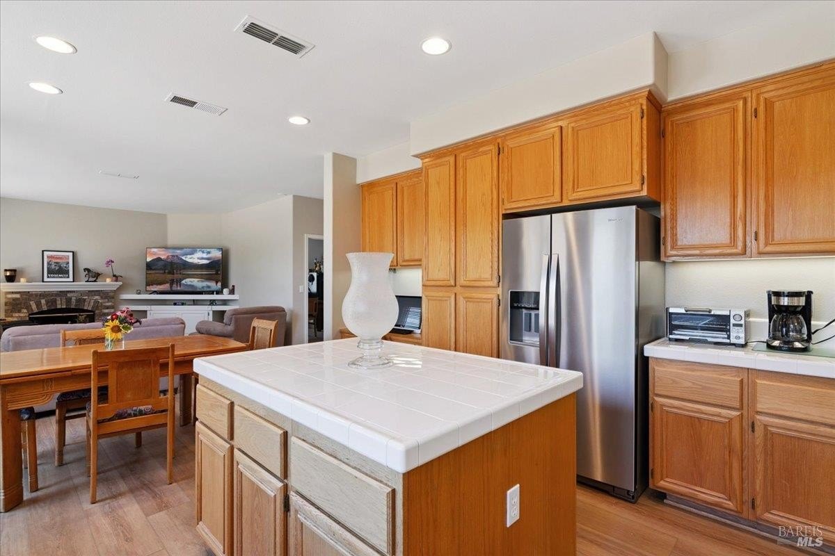 Benicia, California, 94510, United States, 4 Bedrooms Bedrooms, ,3 BathroomsBathrooms,Residential,For Sale,1906228