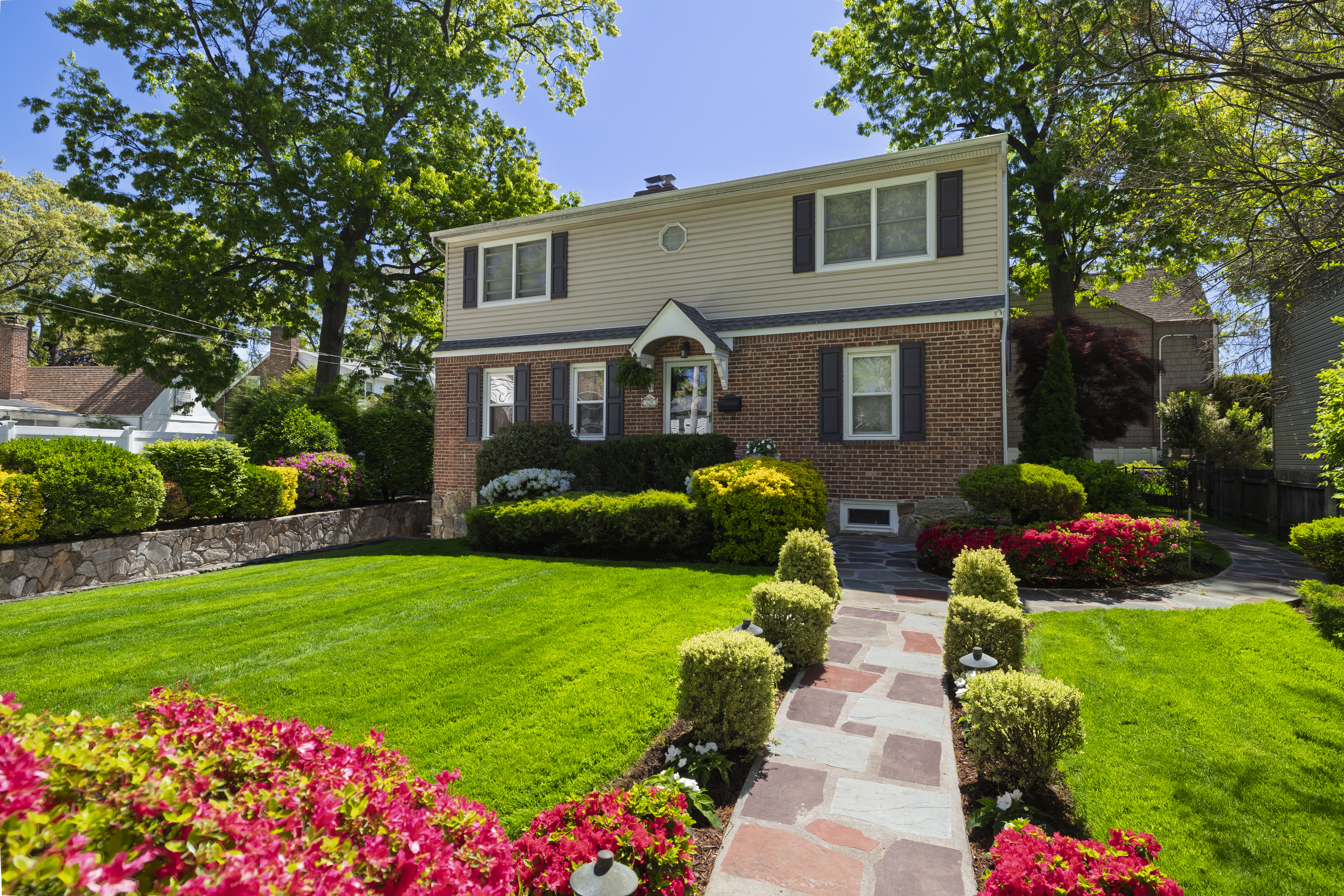  124 Peterhoff Avenue, Malverne, NY, 11565 - 物件實景