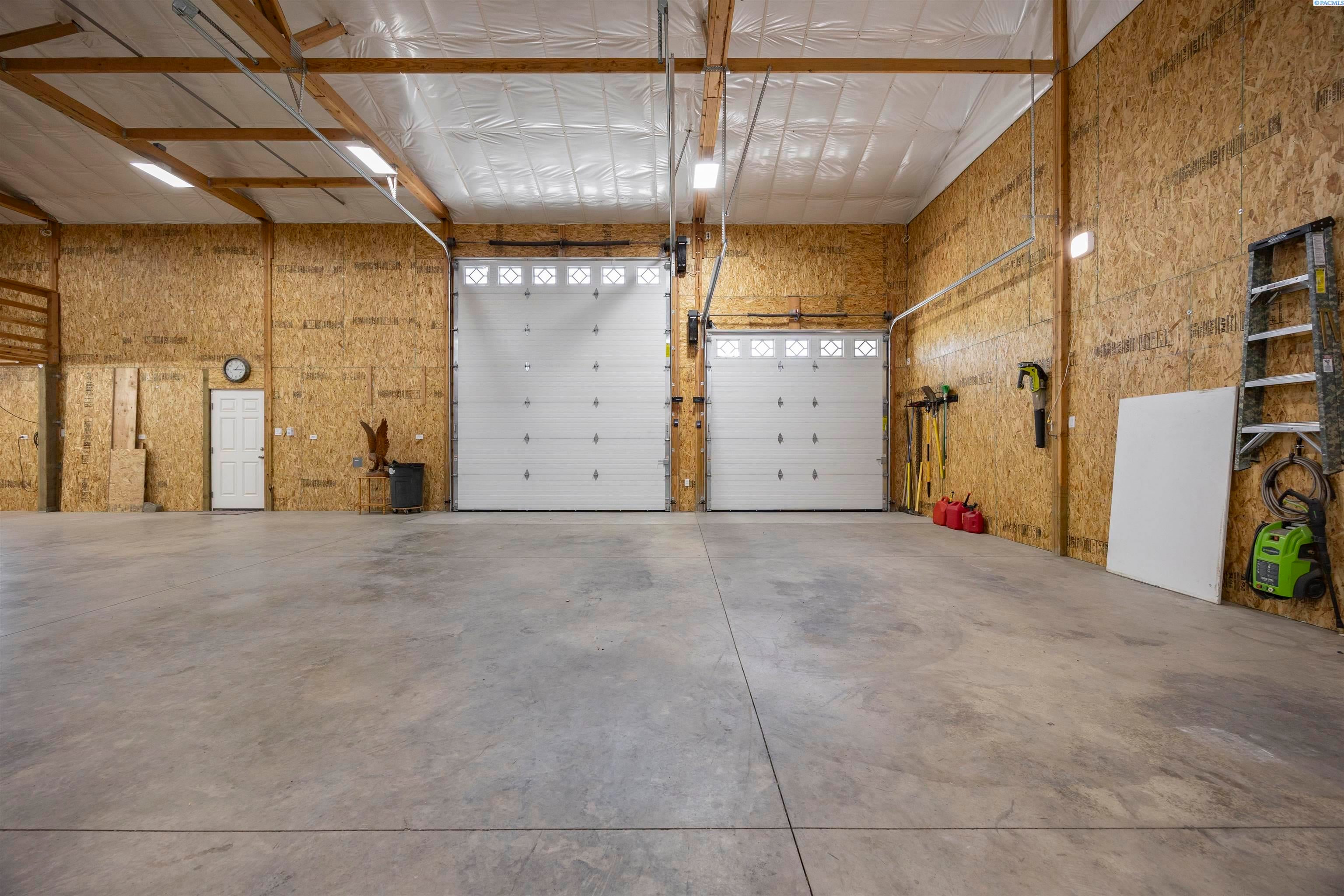 Benton City, Washington, 99320, United States, 3 Bedrooms Bedrooms, ,2 BathroomsBathrooms,Residential,For Sale,1983033