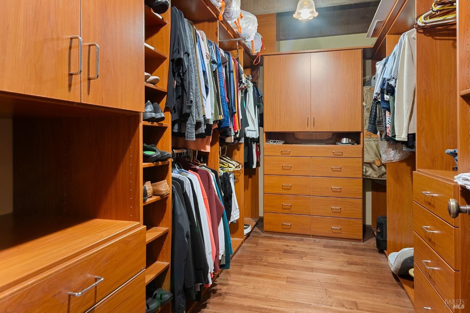 Benicia, California, 94510, United States, 3 Bedrooms Bedrooms, ,4 BathroomsBathrooms,Residential,For Sale,1960950