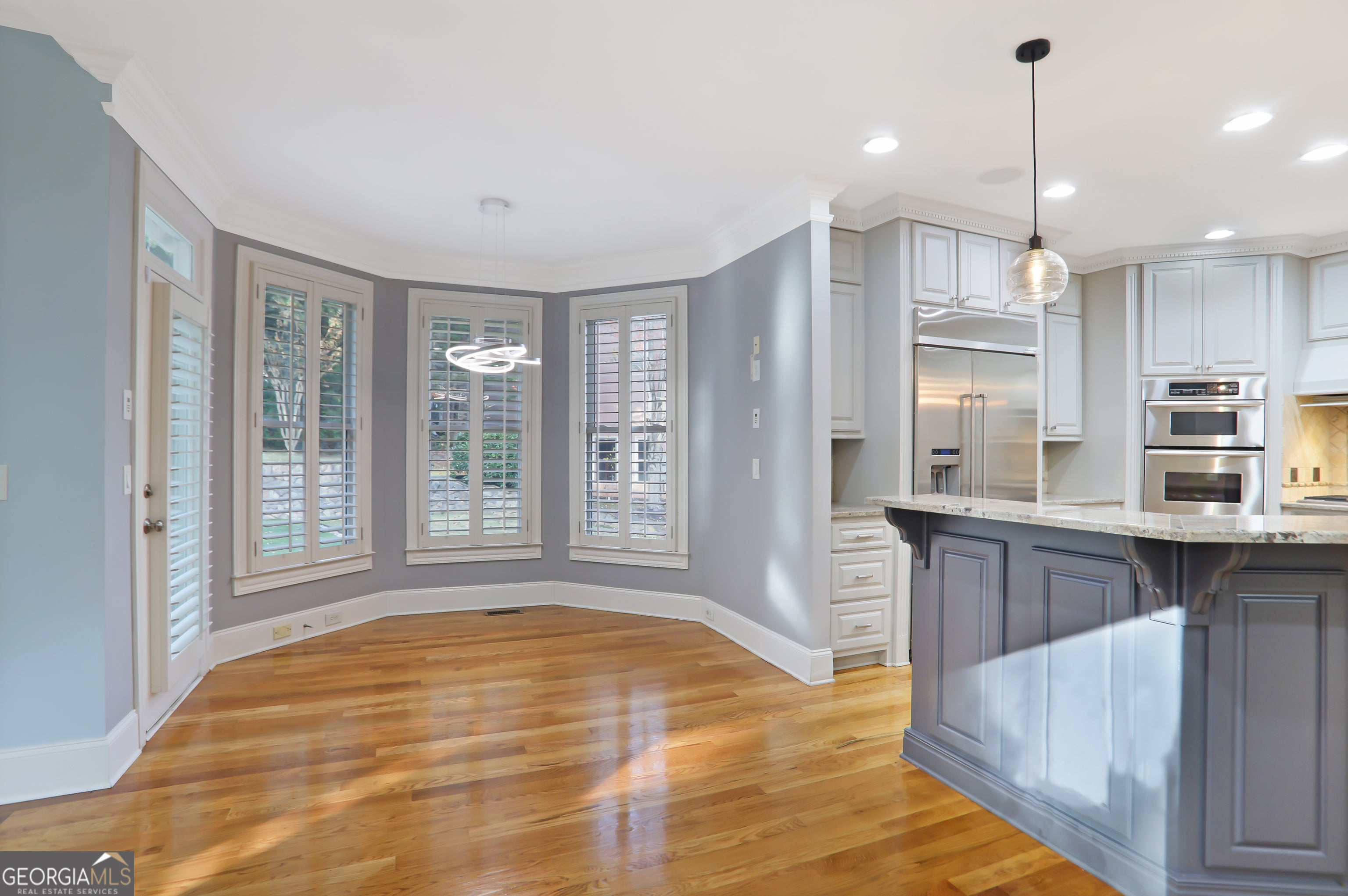 Atlanta, Georgia, 30331, United States, 6 Bedrooms Bedrooms, ,7 BathroomsBathrooms,Residential,For Sale,1926929