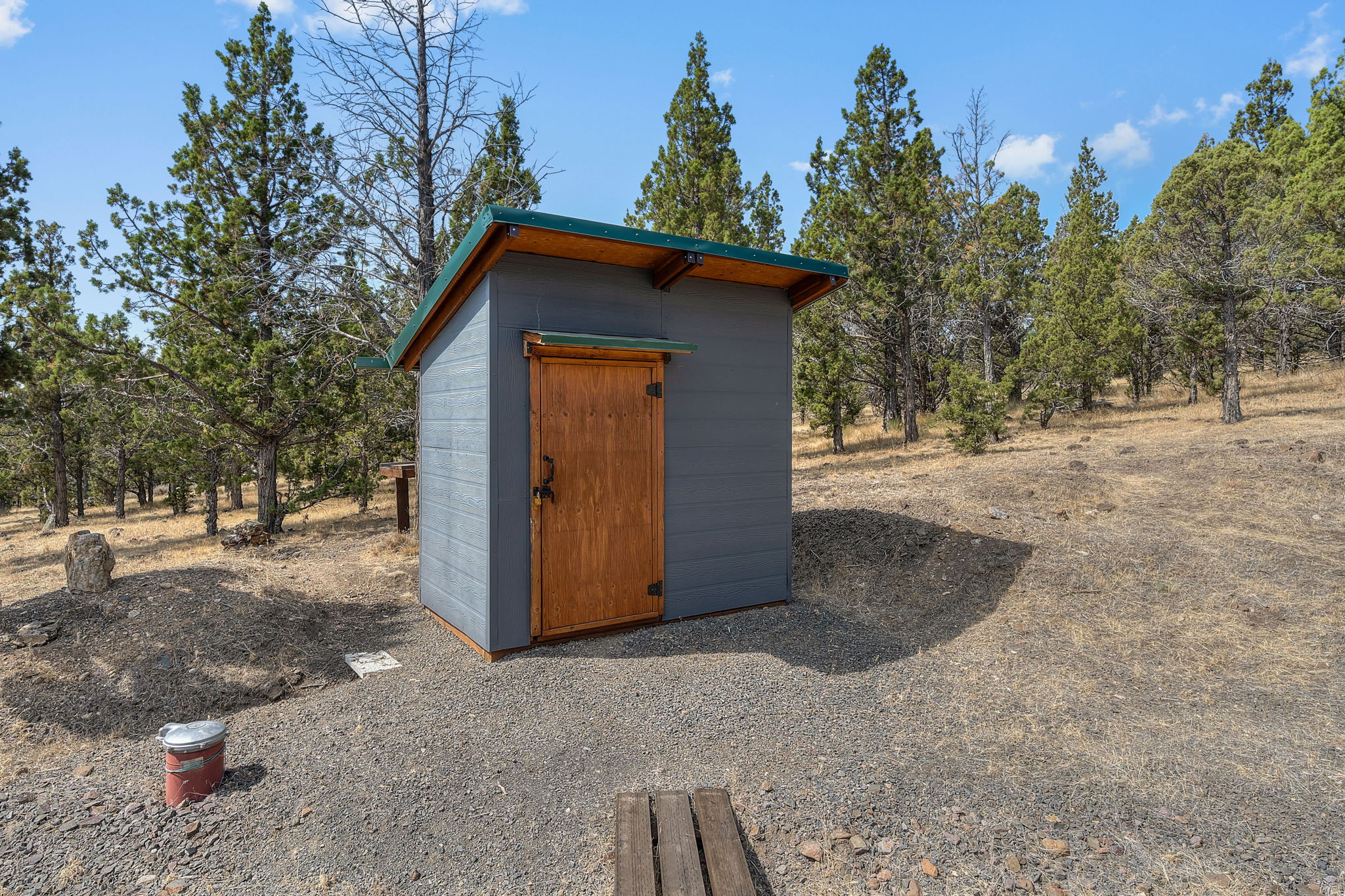 Prineville, Oregon, 97754, United States, 3 Bedrooms Bedrooms, ,2 BathroomsBathrooms,Residential,For Sale,1941697