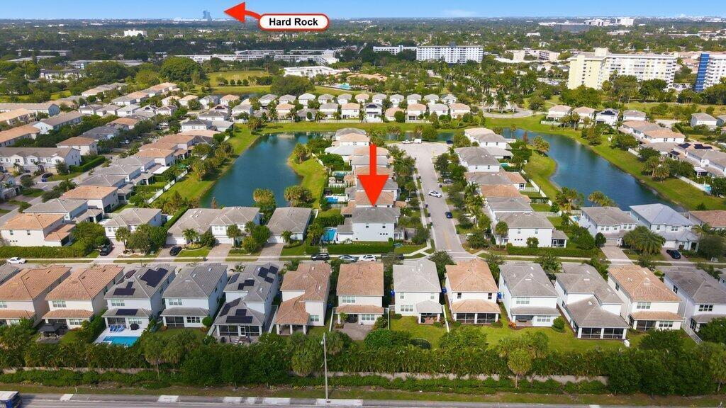 Hollywood, Florida, 33021, United States, 5 Bedrooms Bedrooms, ,3 BathroomsBathrooms,Residential,For Sale,1990187