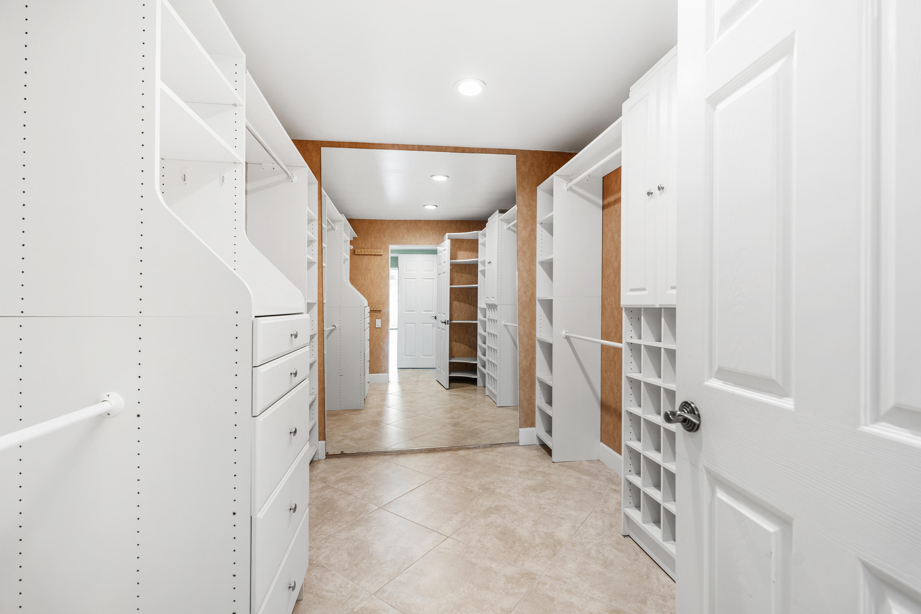 Palm Springs, California, 92264, United States, 2 Bedrooms Bedrooms, ,1 BathroomBathrooms,Residential,For Sale,1960957