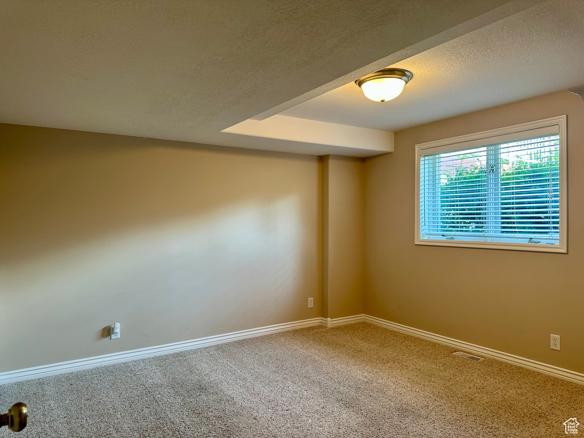 Logan, Utah, 84321, United States, 6 Bedrooms Bedrooms, ,7 BathroomsBathrooms,Residential,For Sale,1975254