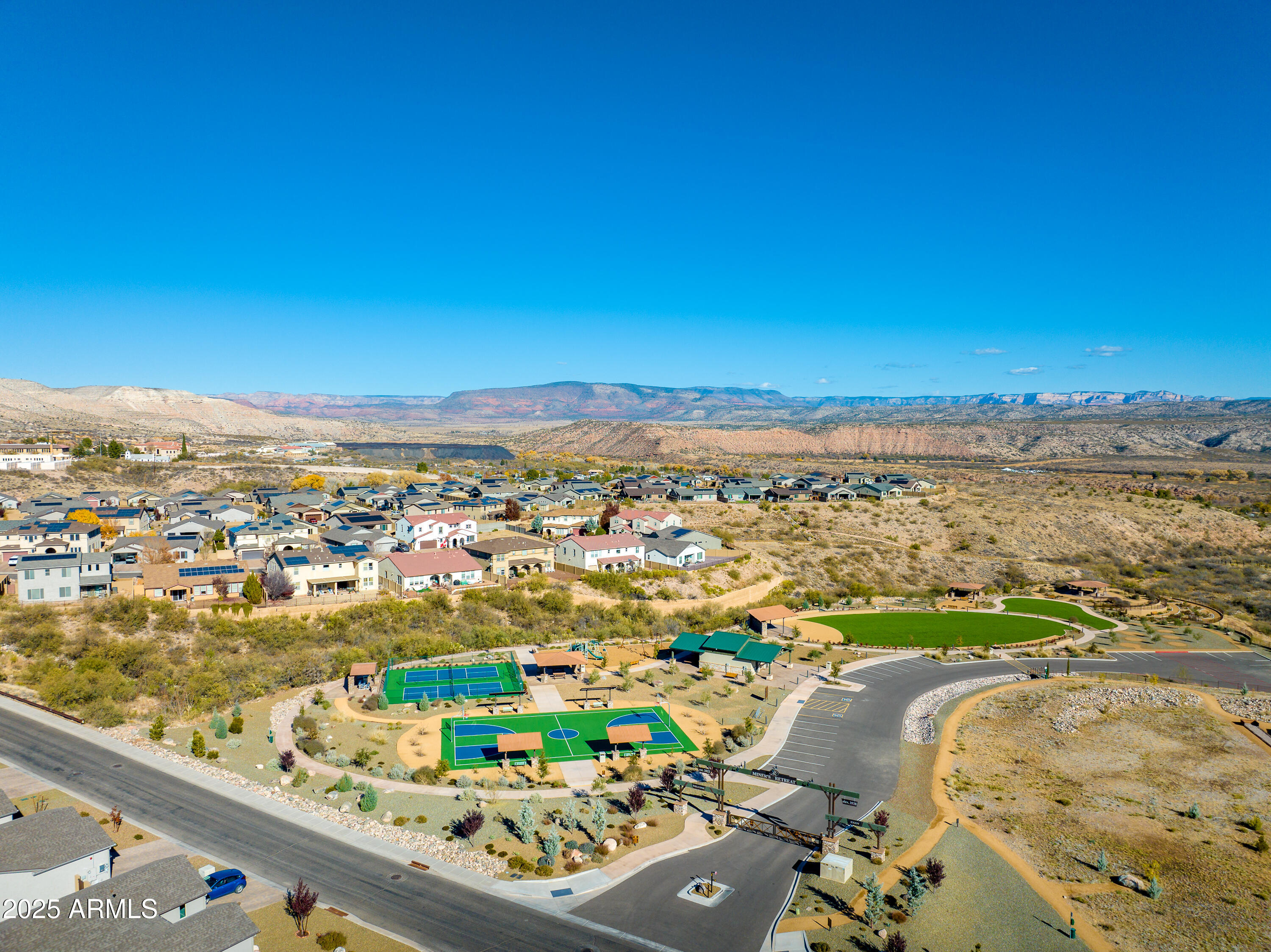 Clarkdale, Arizona, 86324, United States, 2 Bedrooms Bedrooms, ,Residential,For Sale,1948885