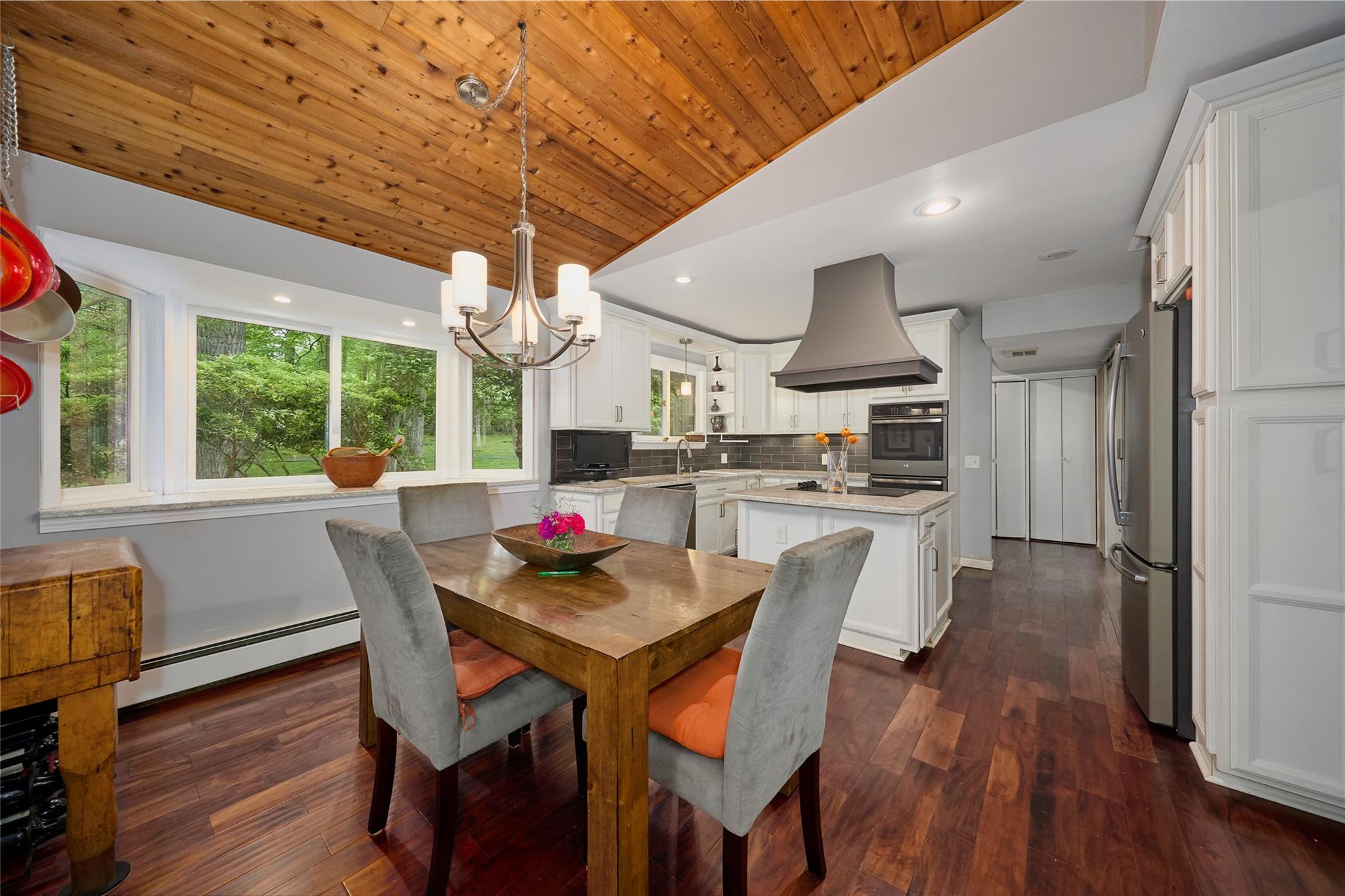 Katonah, New York, 10536, United States, 4 Bedrooms Bedrooms, ,4 BathroomsBathrooms,Residential,For Sale,1827293