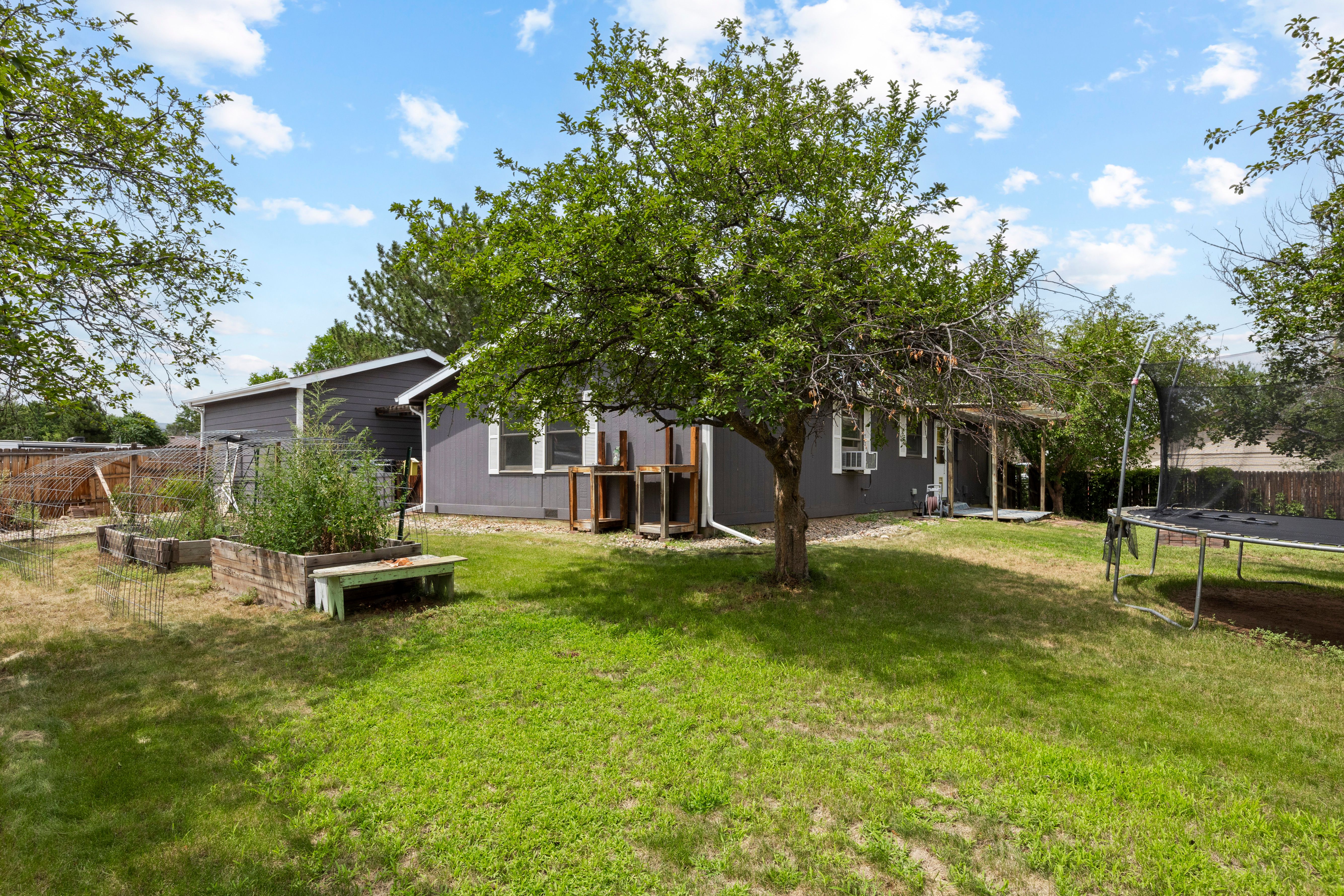  The perfect blend of suburban convenience and homestead-style living - 物件實景