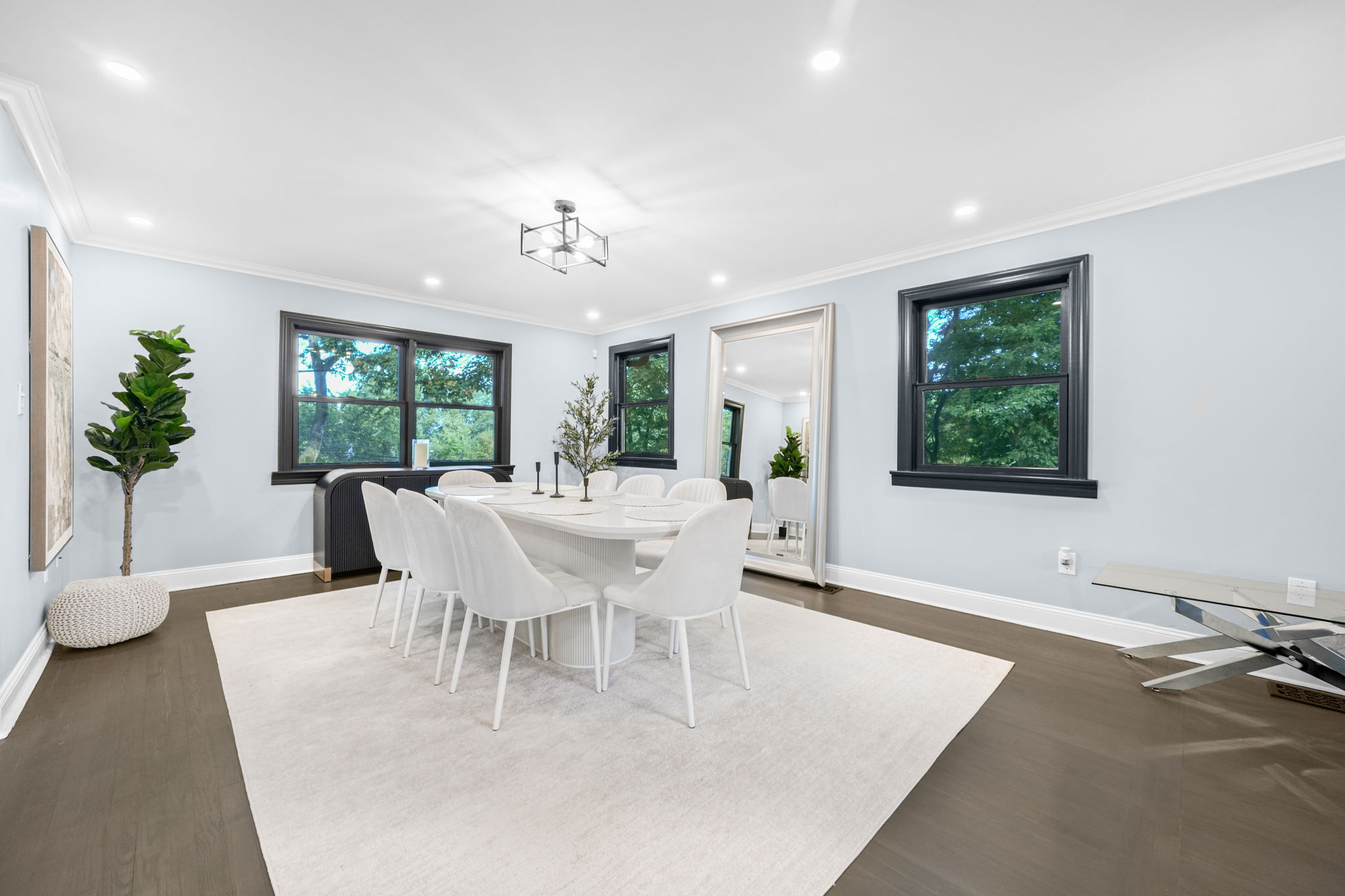 Caldwell Borough, New Jersey, 07006, United States, 3 Bedrooms Bedrooms, ,4 BathroomsBathrooms,Residential,For Sale,1982929