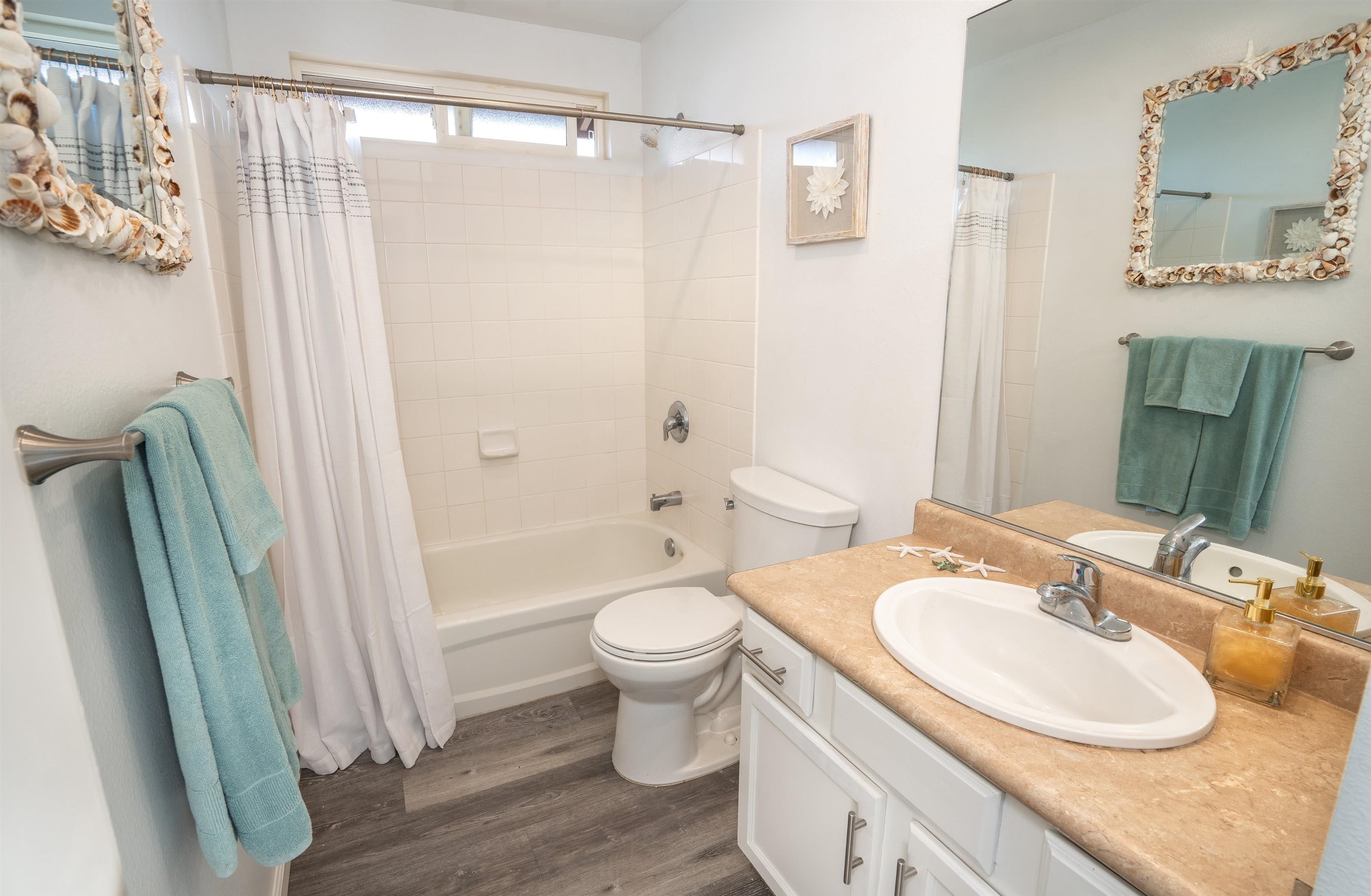 Wailuku, Hawaii, 96793, United States, 4 Bedrooms Bedrooms, ,3 BathroomsBathrooms,Residential,For Sale,1989485