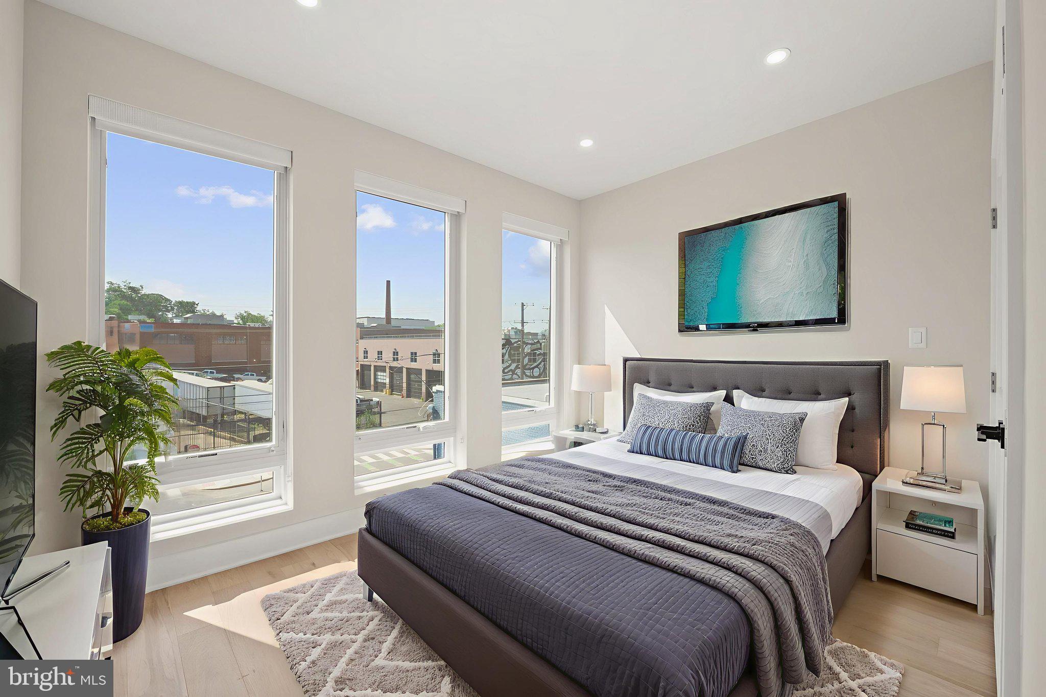 Washington, District of Columbia, 20002, United States, 3 Bedrooms Bedrooms, ,3 BathroomsBathrooms,Residential,For Sale,1928726