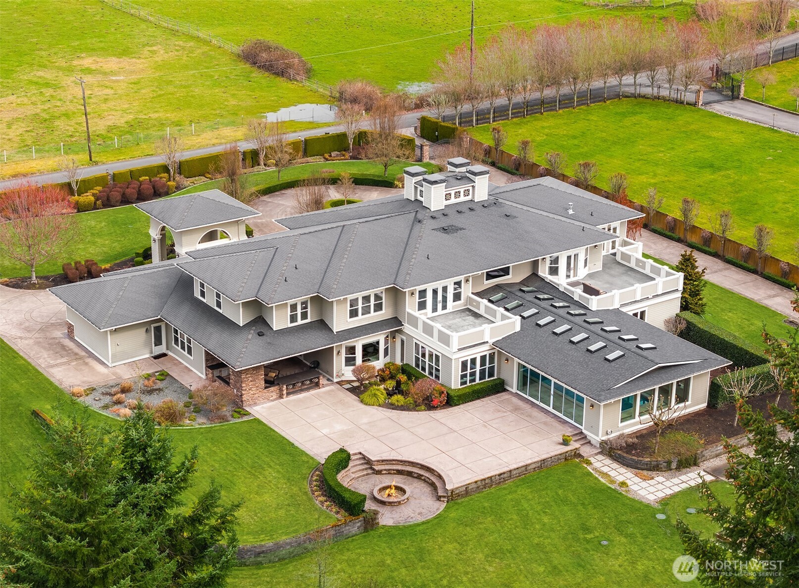 Graham, Washington, 98338, United States, 9 Bedrooms Bedrooms, ,6 BathroomsBathrooms,Residential,For Sale,1768566