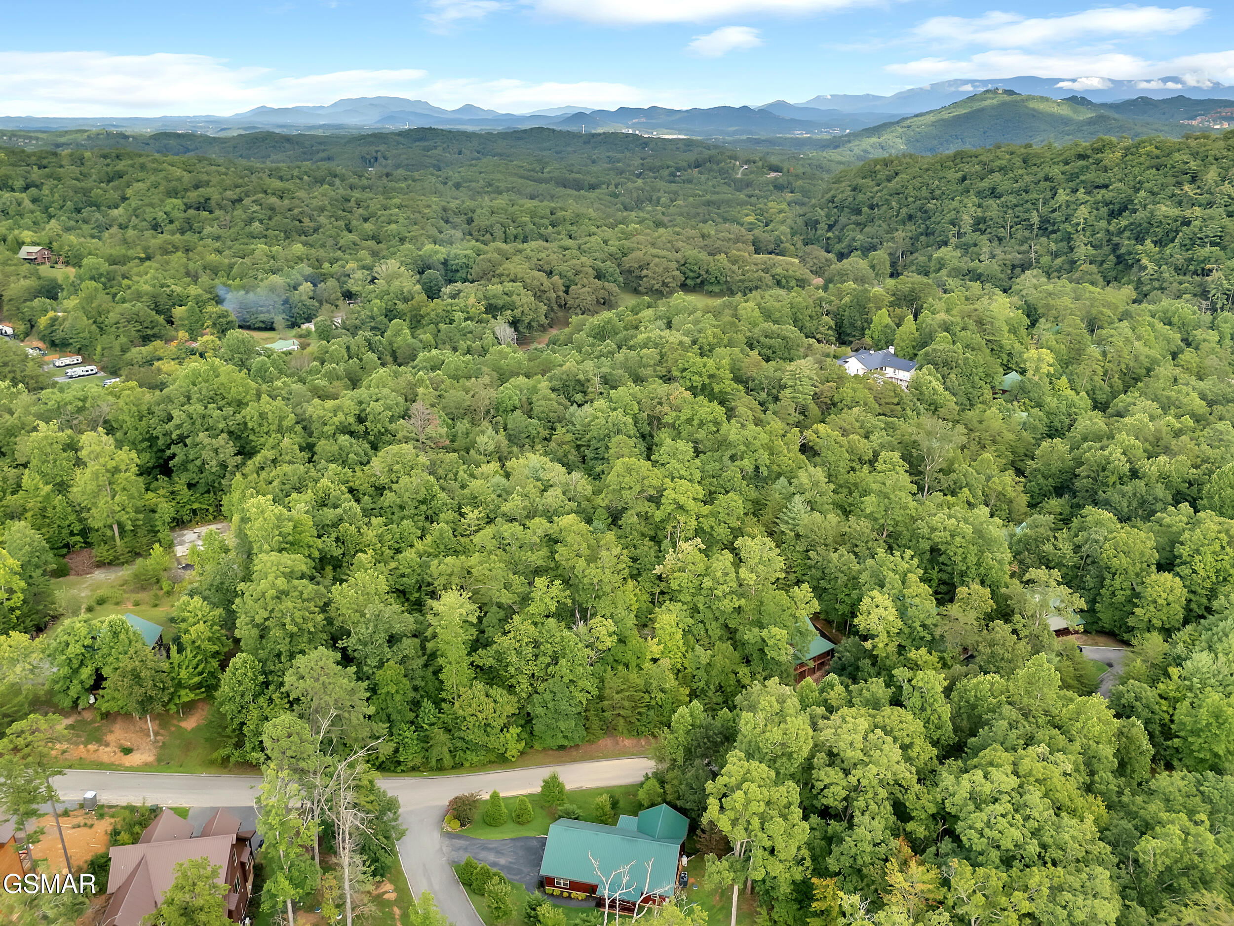 Pigeon Forge, Tennessee, 37876, United States, 4 Bedrooms Bedrooms, ,4 BathroomsBathrooms,Residential,For Sale,1944632