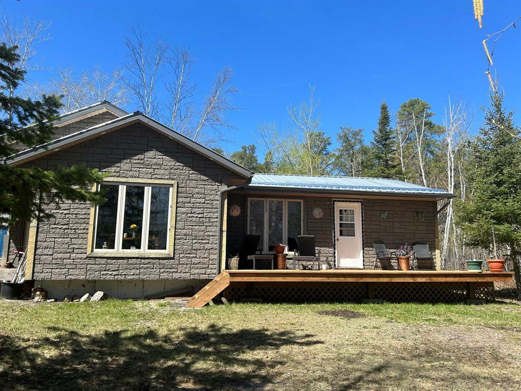 TRAVERSE BAY, Manitoba, R0E 2A0, CA, 2 Bedrooms Bedrooms, ,1 BathroomBathrooms,Residential,For Sale,1838361