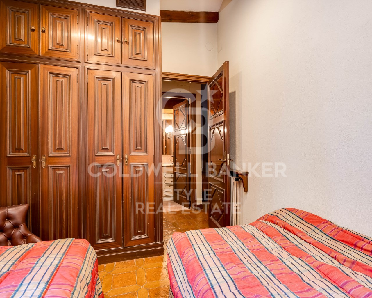 Castellví de Rosanes, Catalonia, ES, 5 Bedrooms Bedrooms, ,3 BathroomsBathrooms,Residential,For Sale,1722503